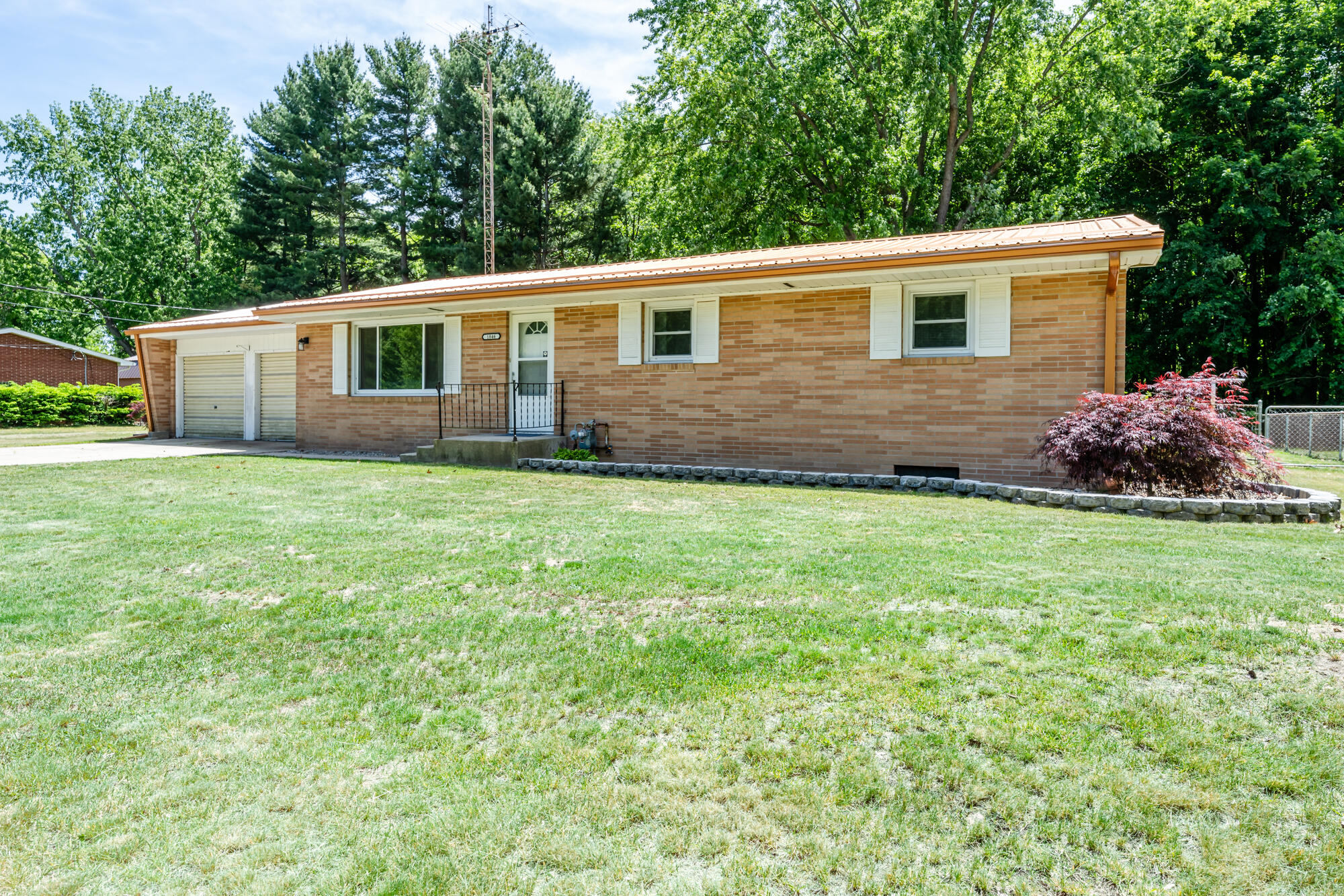 1846 Maple Lane Benton Harbor MI 49022