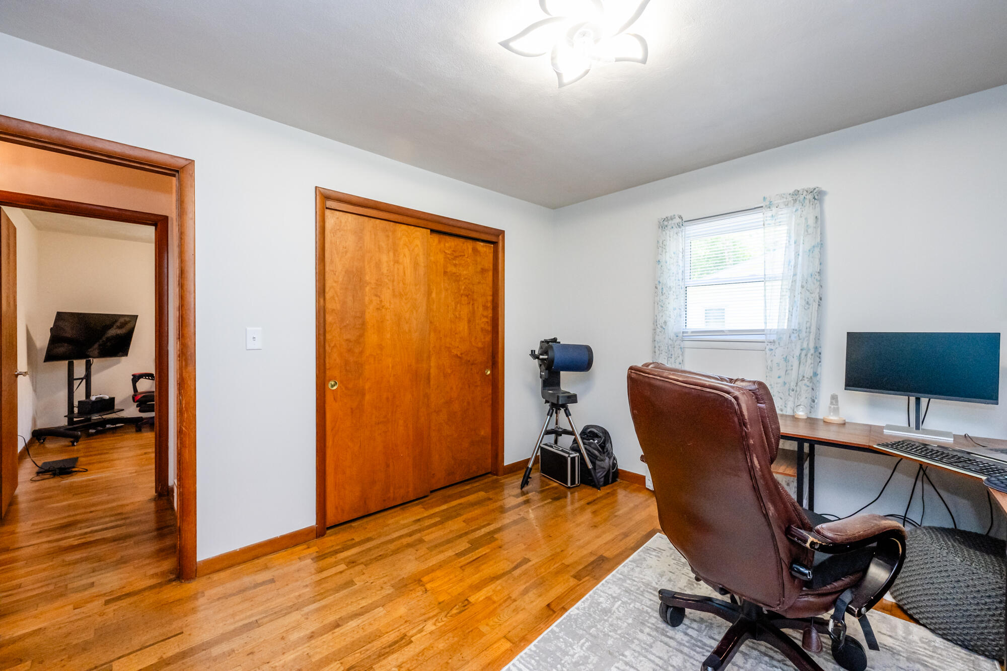 1846 Maple Lane Benton Harbor MI 49022