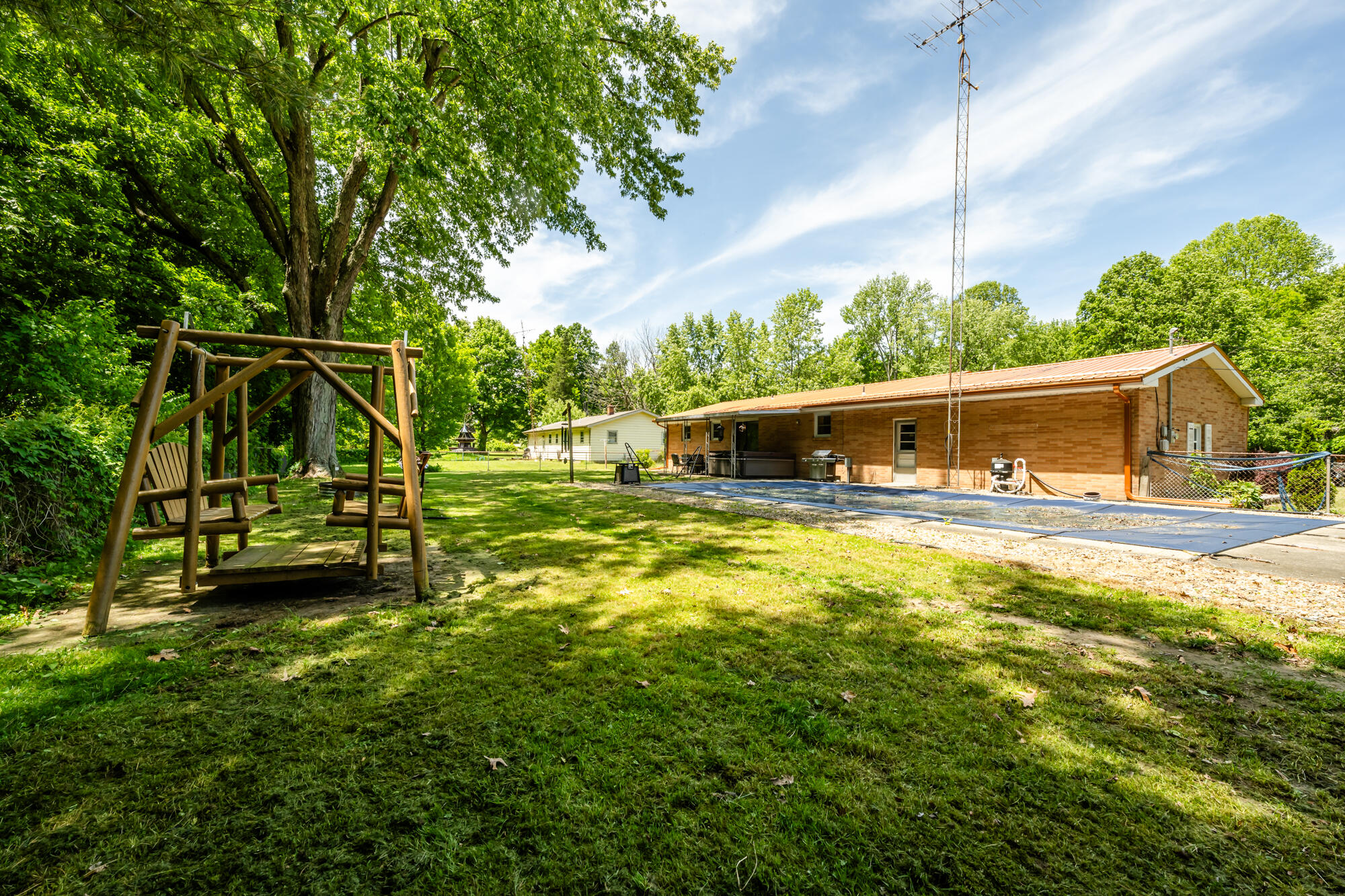 1846 Maple Lane Benton Harbor MI 49022