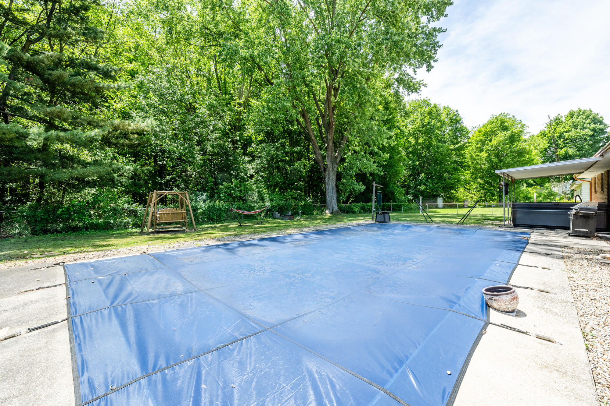 1846 Maple Lane Benton Harbor MI 49022