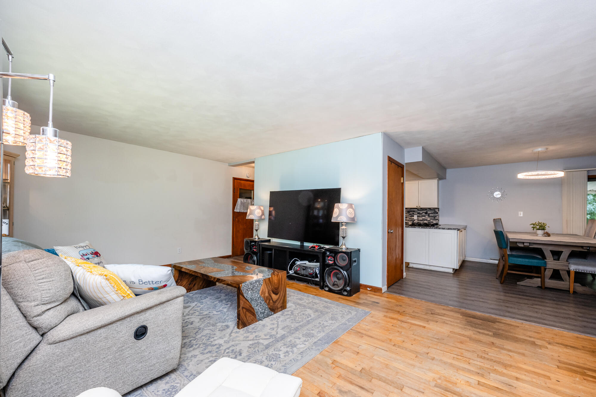 1846 Maple Lane Benton Harbor MI 49022