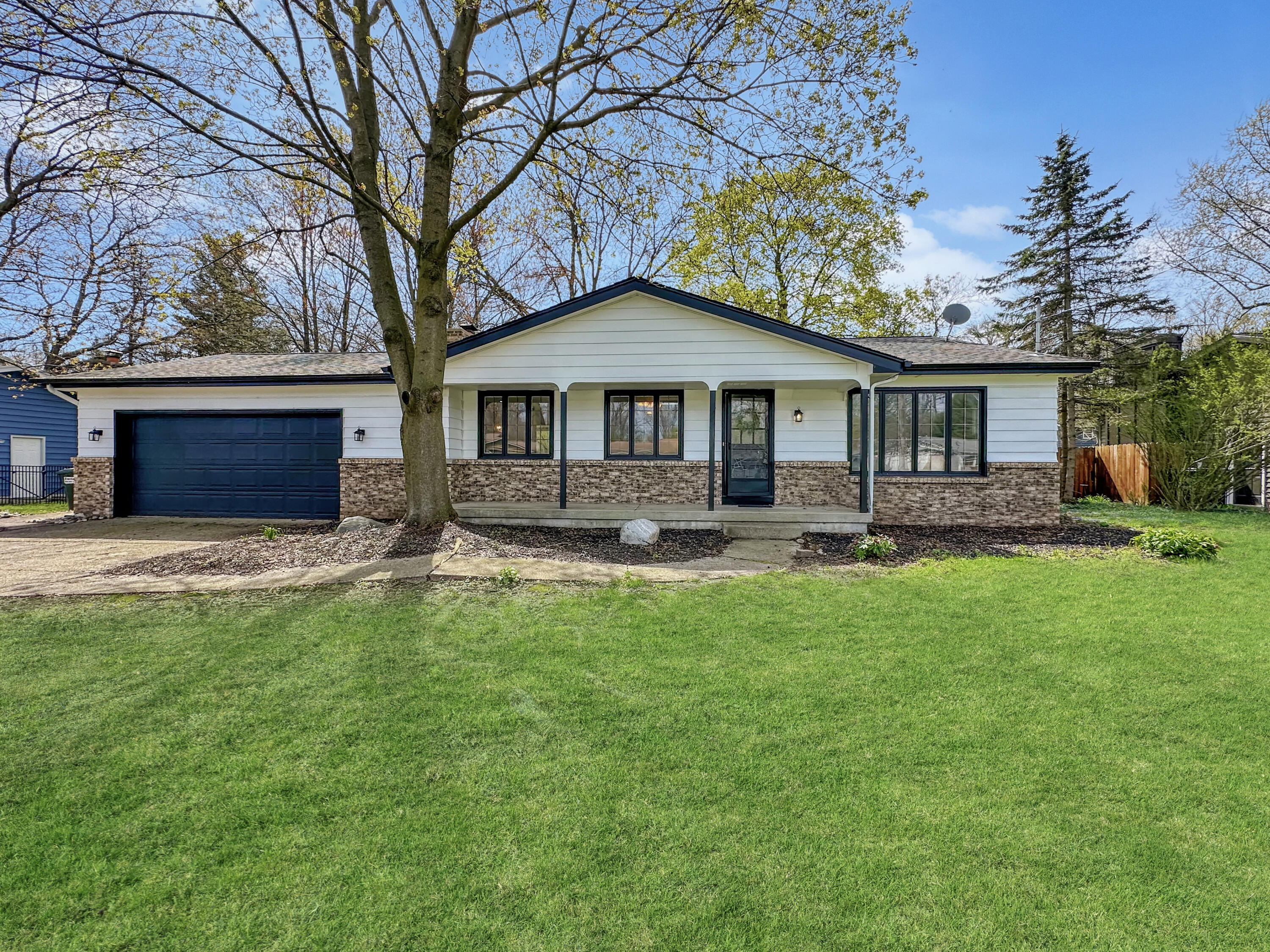 6160 Del Cano Drive SE Grand Rapids MI 49546