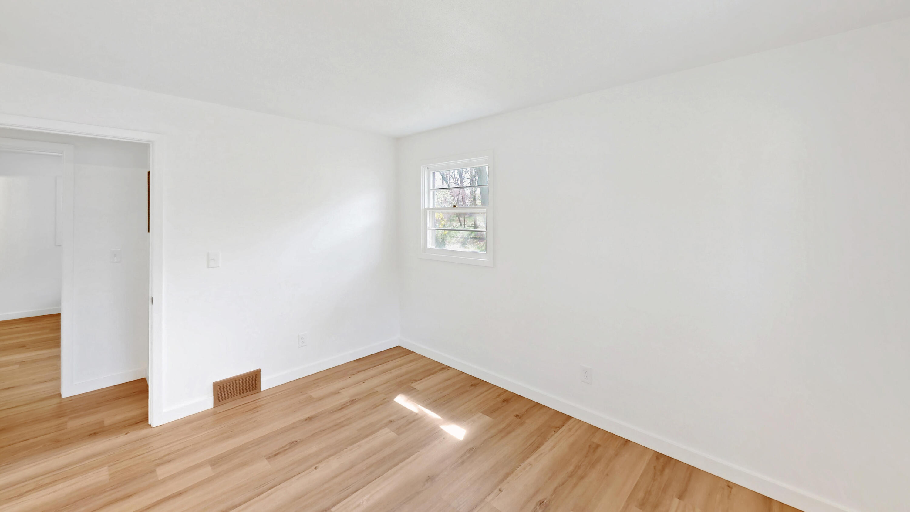 6160 Del Cano Drive SE Grand Rapids MI 49546