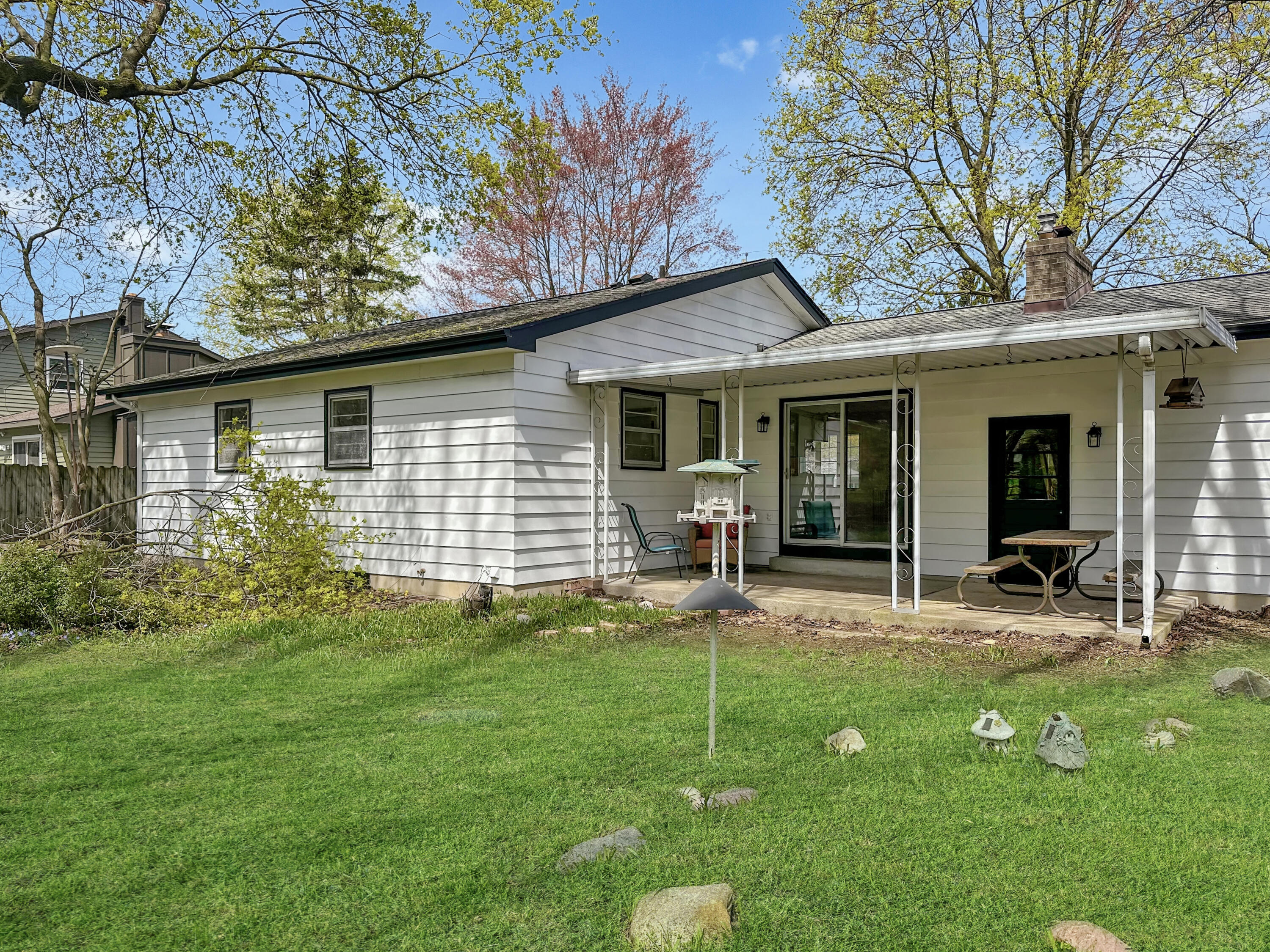 6160 Del Cano Drive SE Grand Rapids MI 49546