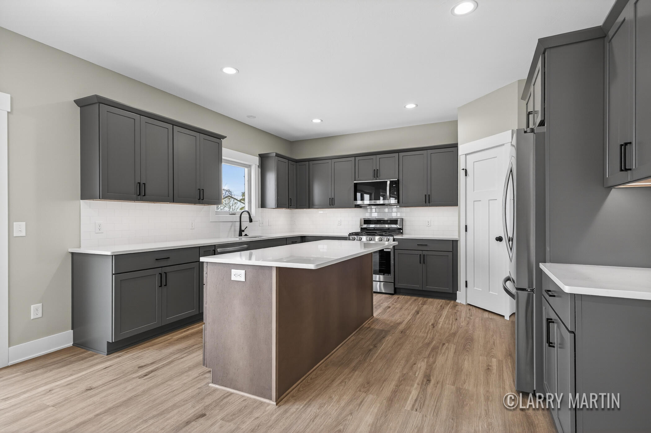 1845 Stratford Lane NW Grand Rapids MI 49534