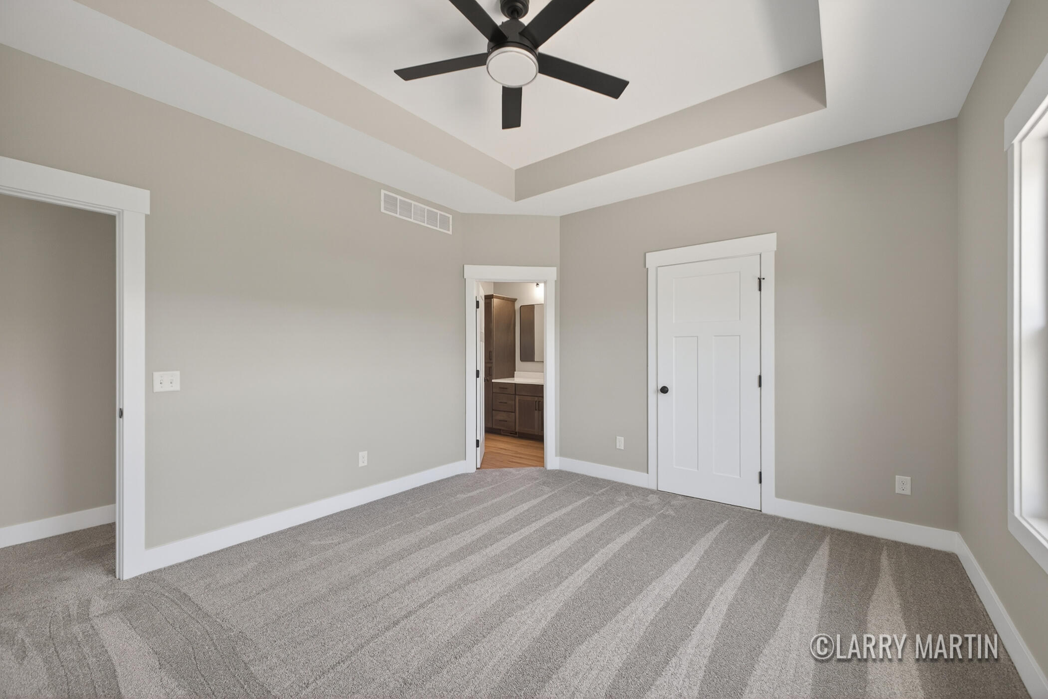 1845 Stratford Lane NW Grand Rapids MI 49534