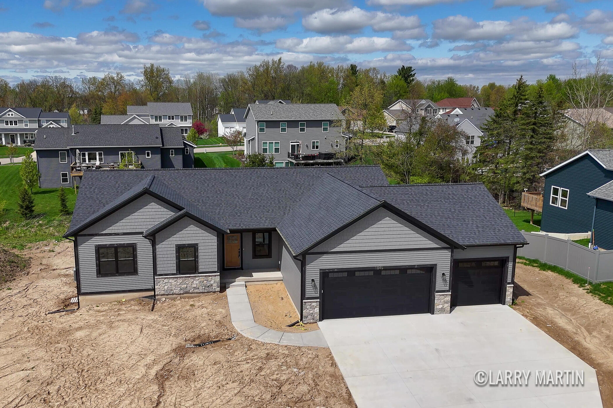 1845 Stratford Lane NW Grand Rapids MI 49534