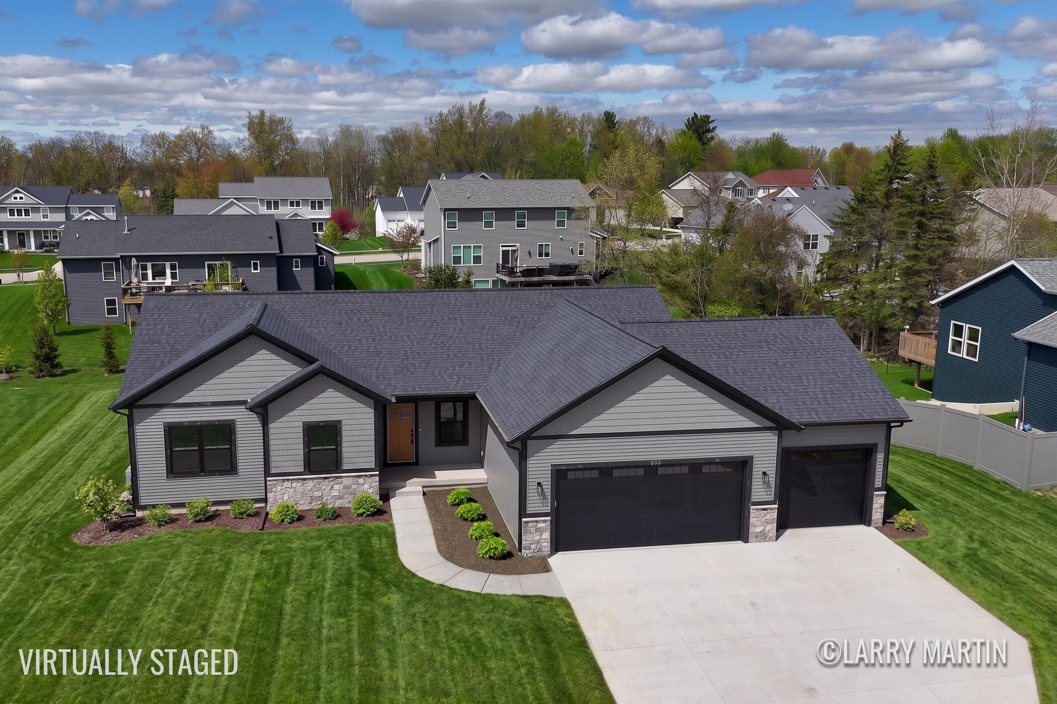 1845 Stratford Lane NW Grand Rapids MI 49534
