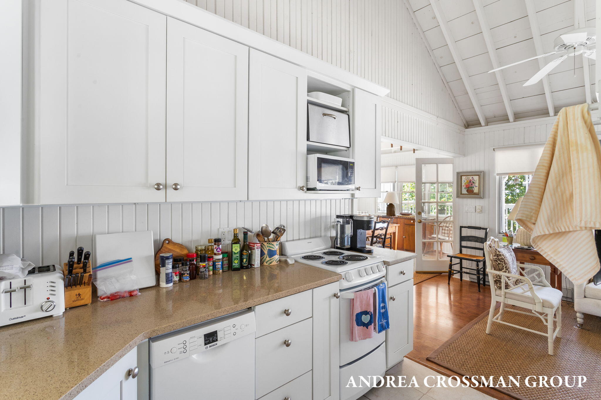 2086 Ryder Road Fennville MI 49408