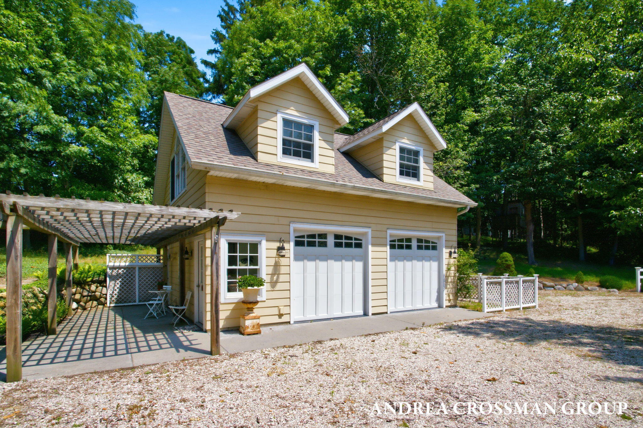 2086 Ryder Road Fennville MI 49408