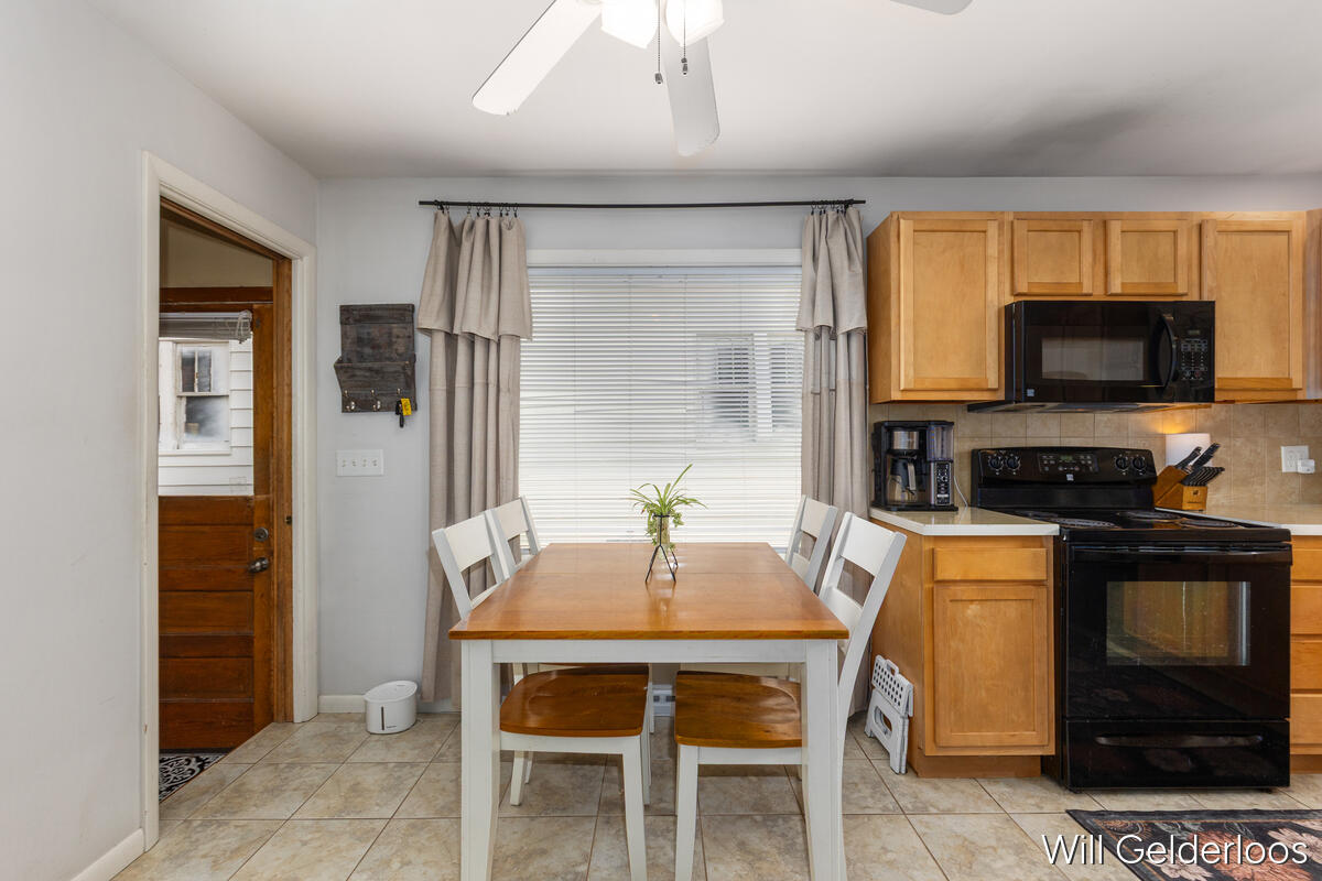 955 Veto Street NW Grand Rapids MI 49504
