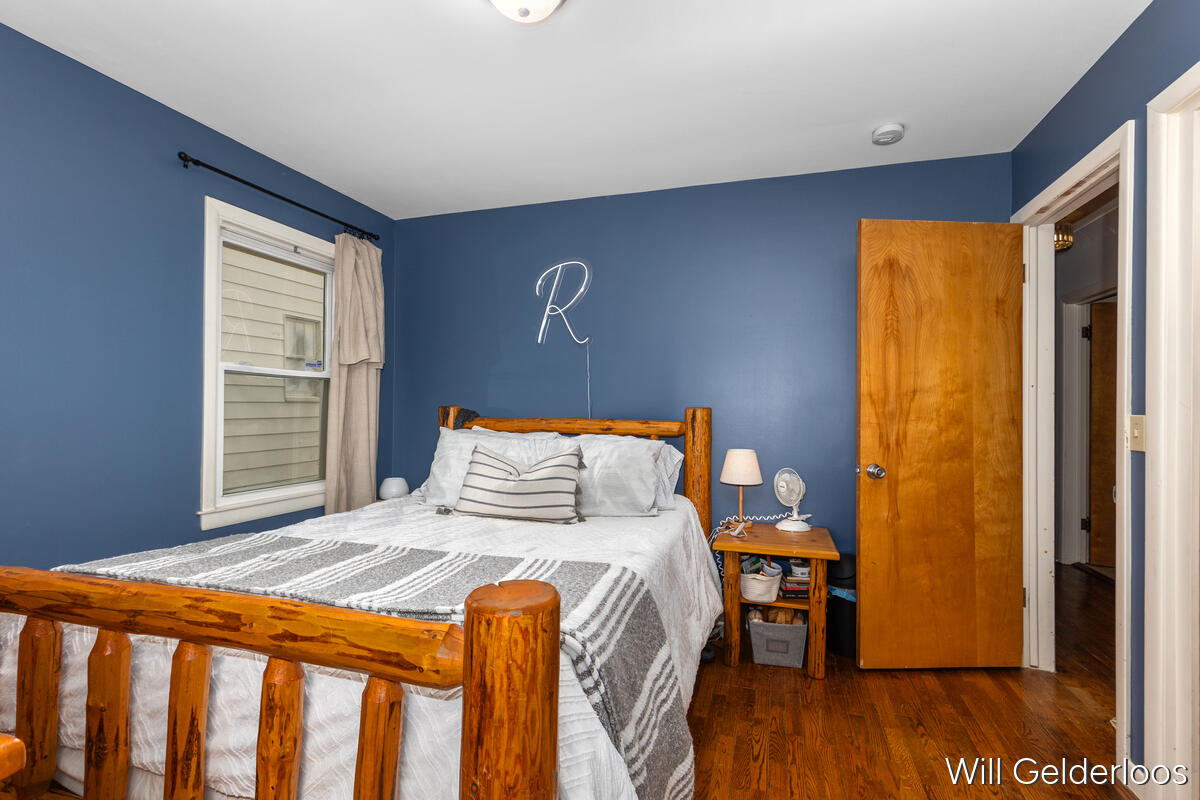955 Veto Street NW Grand Rapids MI 49504