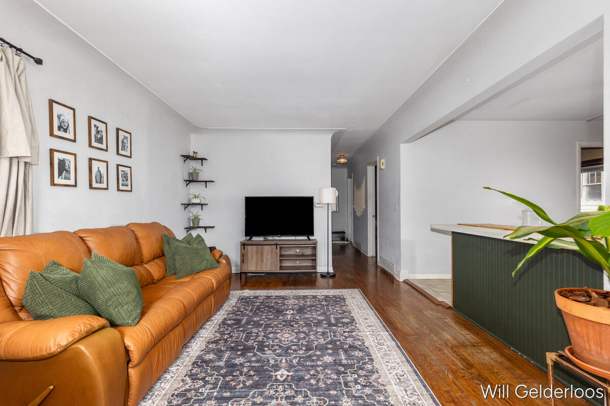 955 Veto Street NW Grand Rapids MI 49504