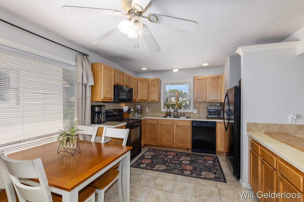 955 Veto Street NW Grand Rapids MI 49504