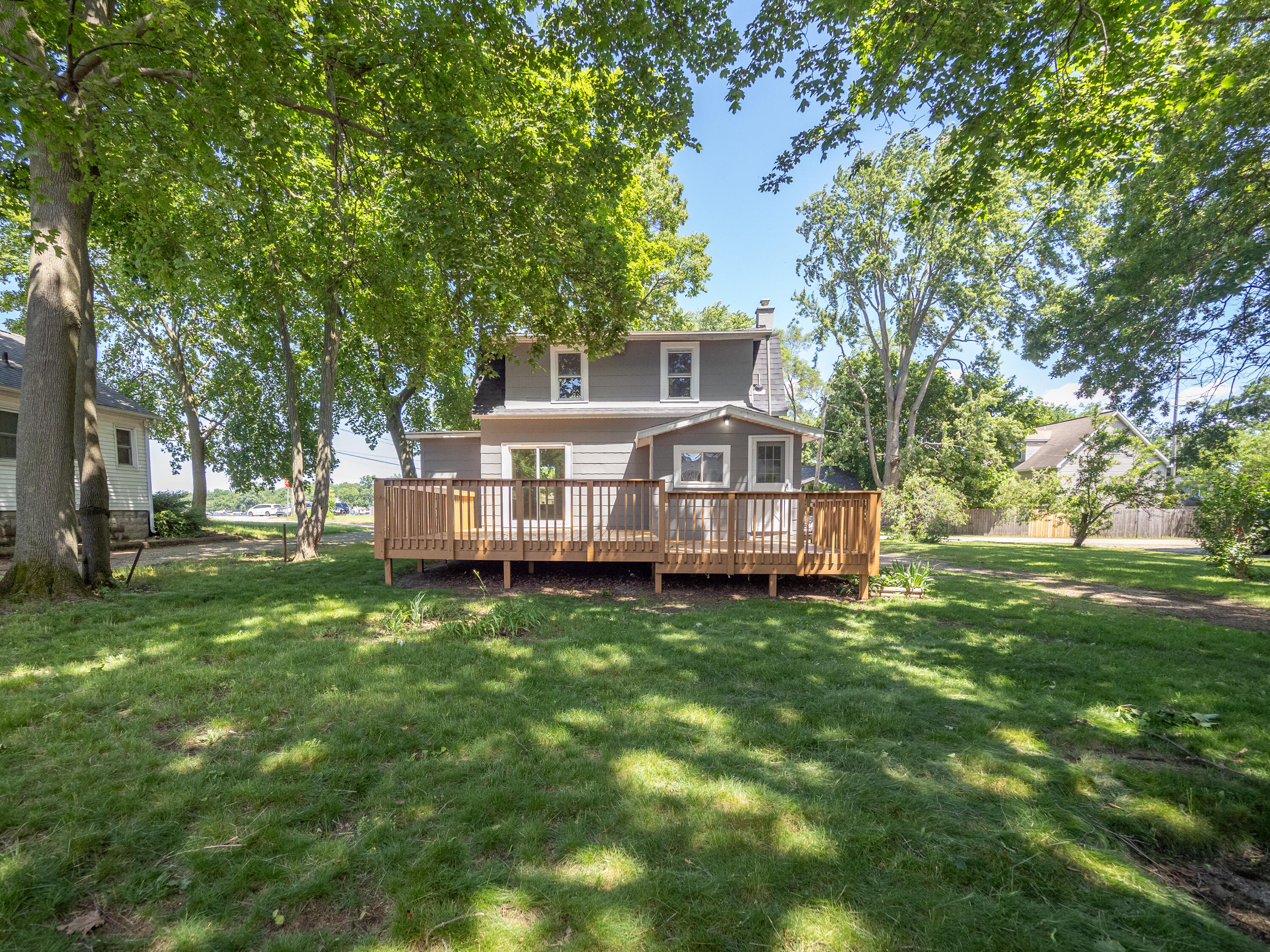 2206 Clarence Drive Portage MI 49002