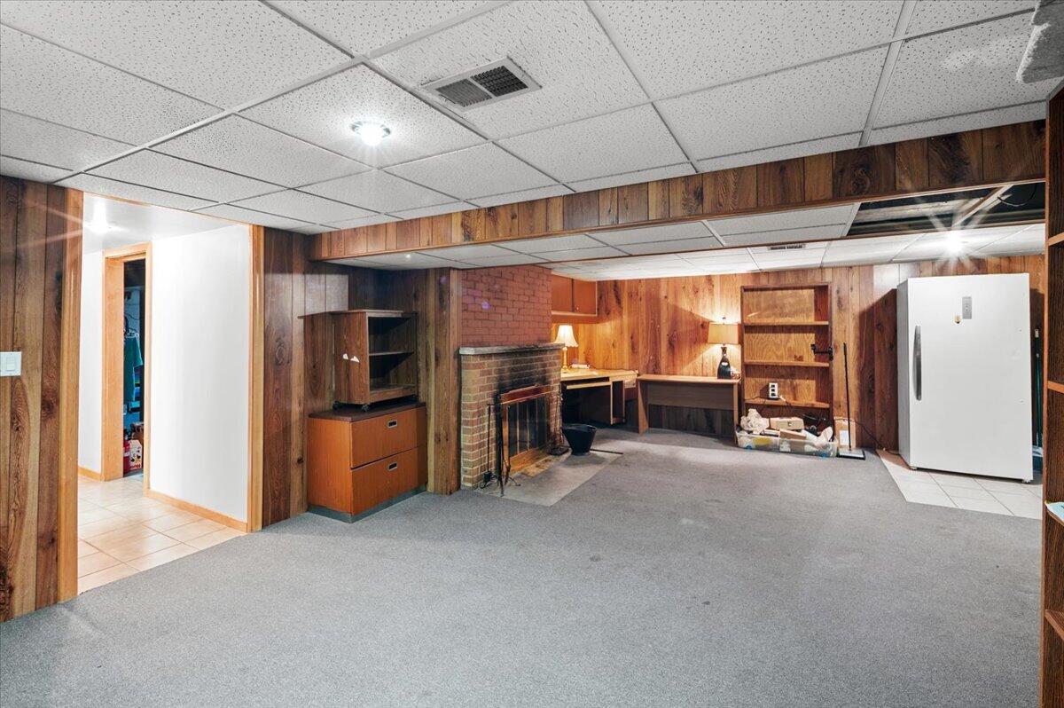 1908 4th Street NW Grand Rapids MI 49504