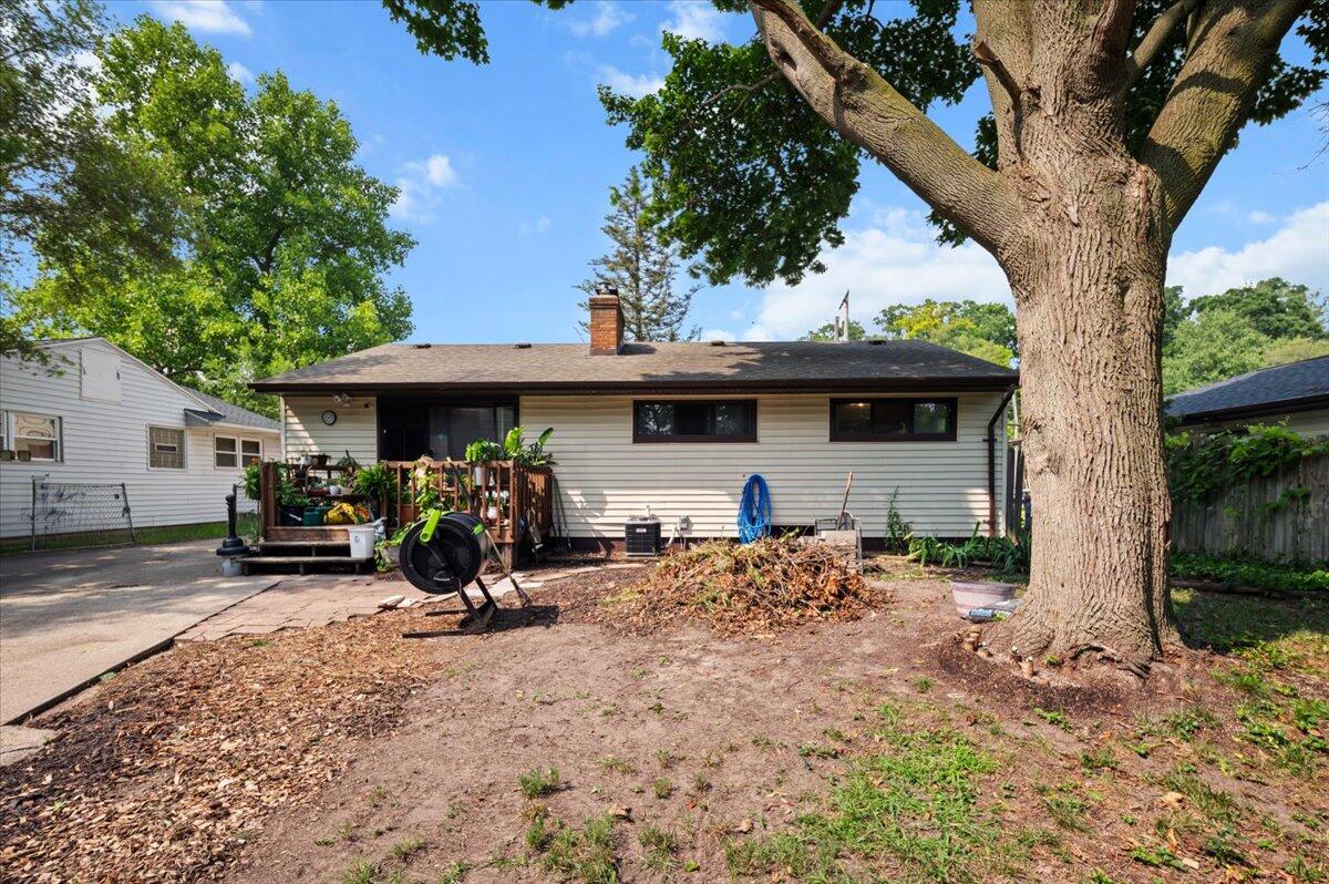 1908 4th Street NW Grand Rapids MI 49504