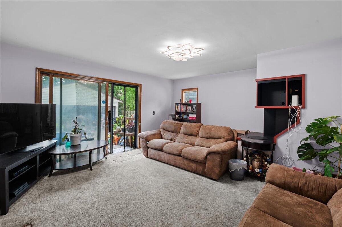 1908 4th Street NW Grand Rapids MI 49504