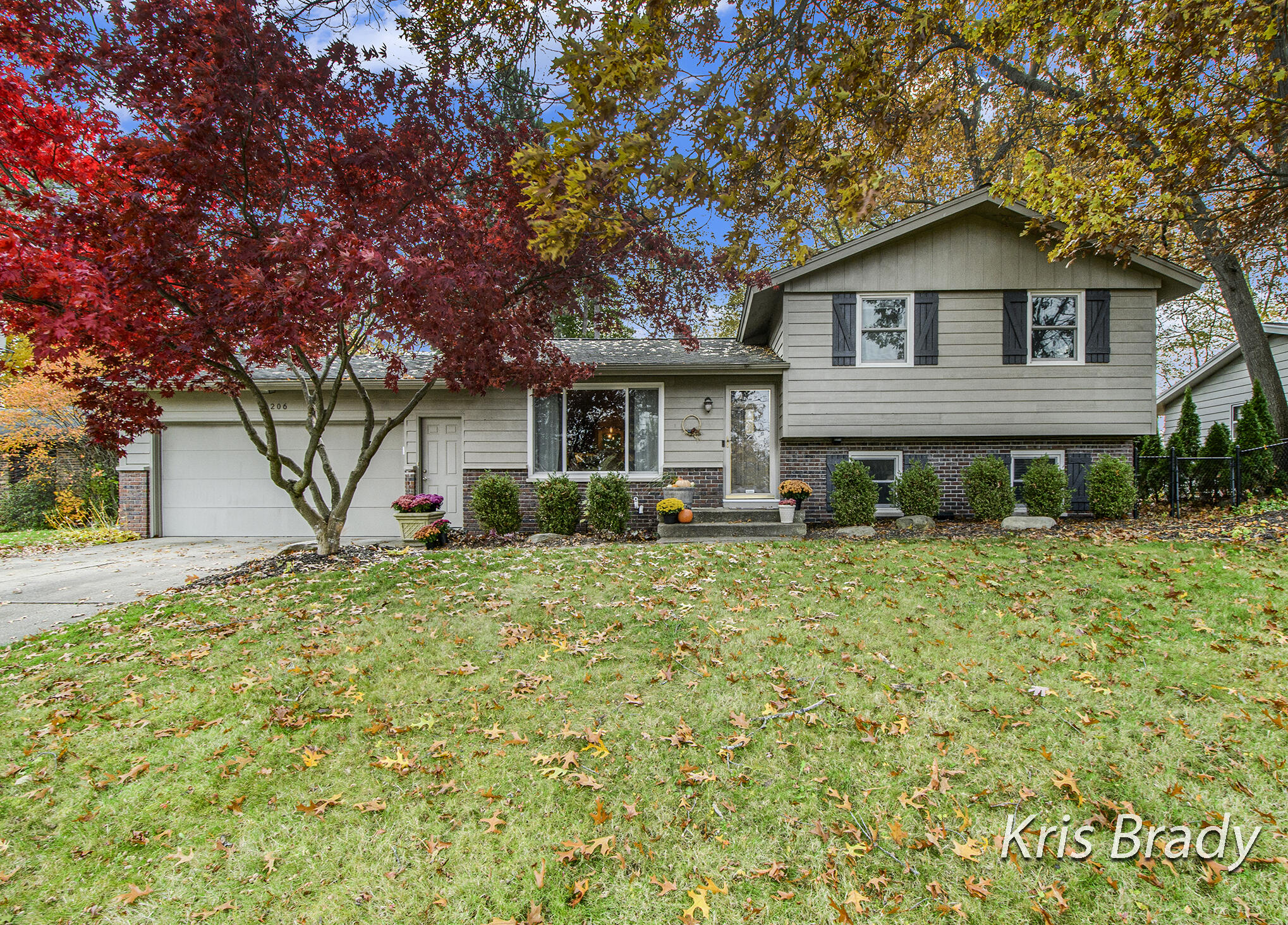 6206 Capitan Drive SE Grand Rapids MI 49546