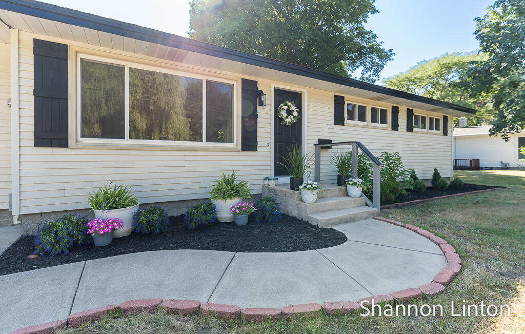 2532 William Avenue Holland MI 49424