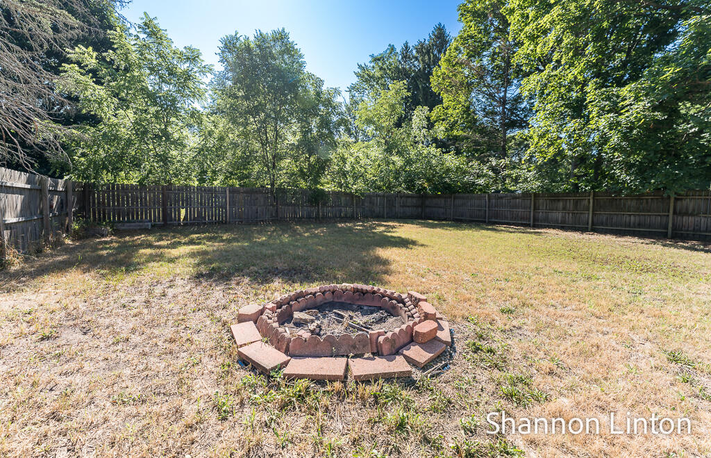2532 William Avenue Holland MI 49424