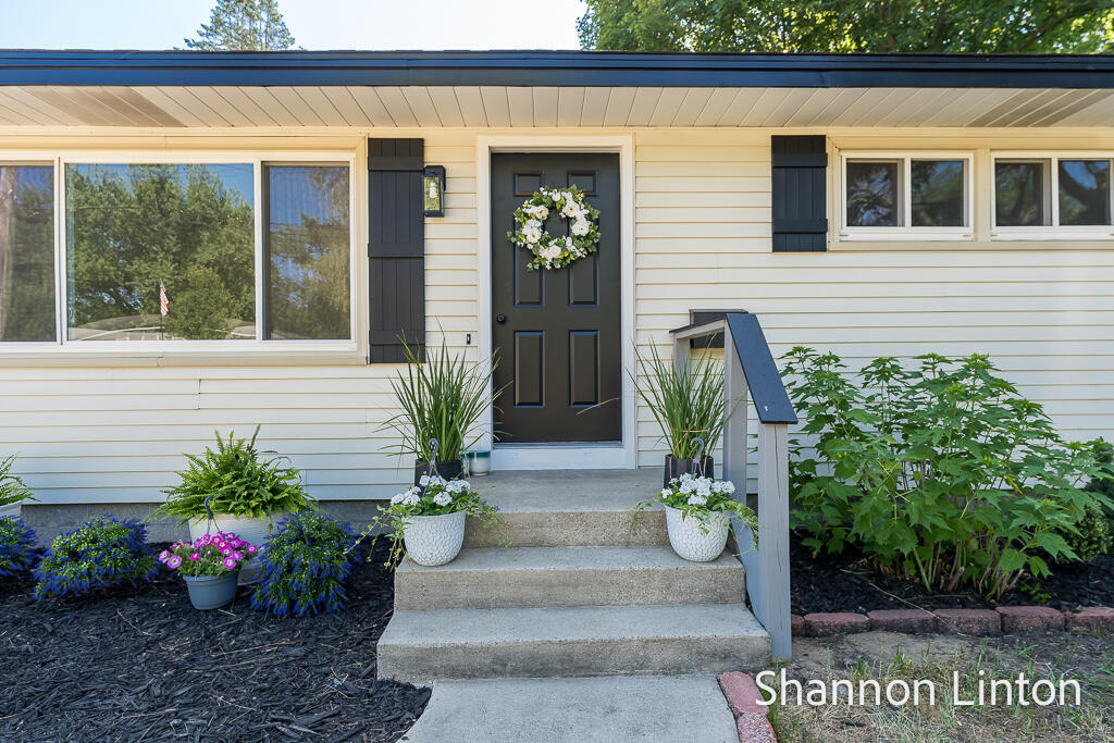 2532 William Avenue Holland MI 49424