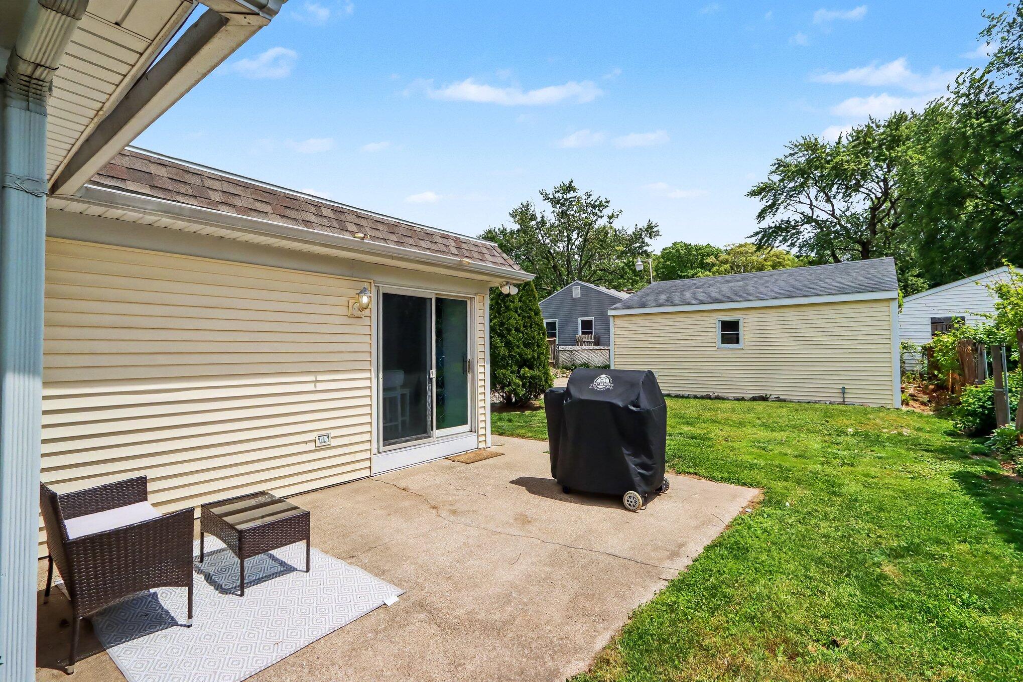 330 N Riverview Drive Kalamazoo MI 49004