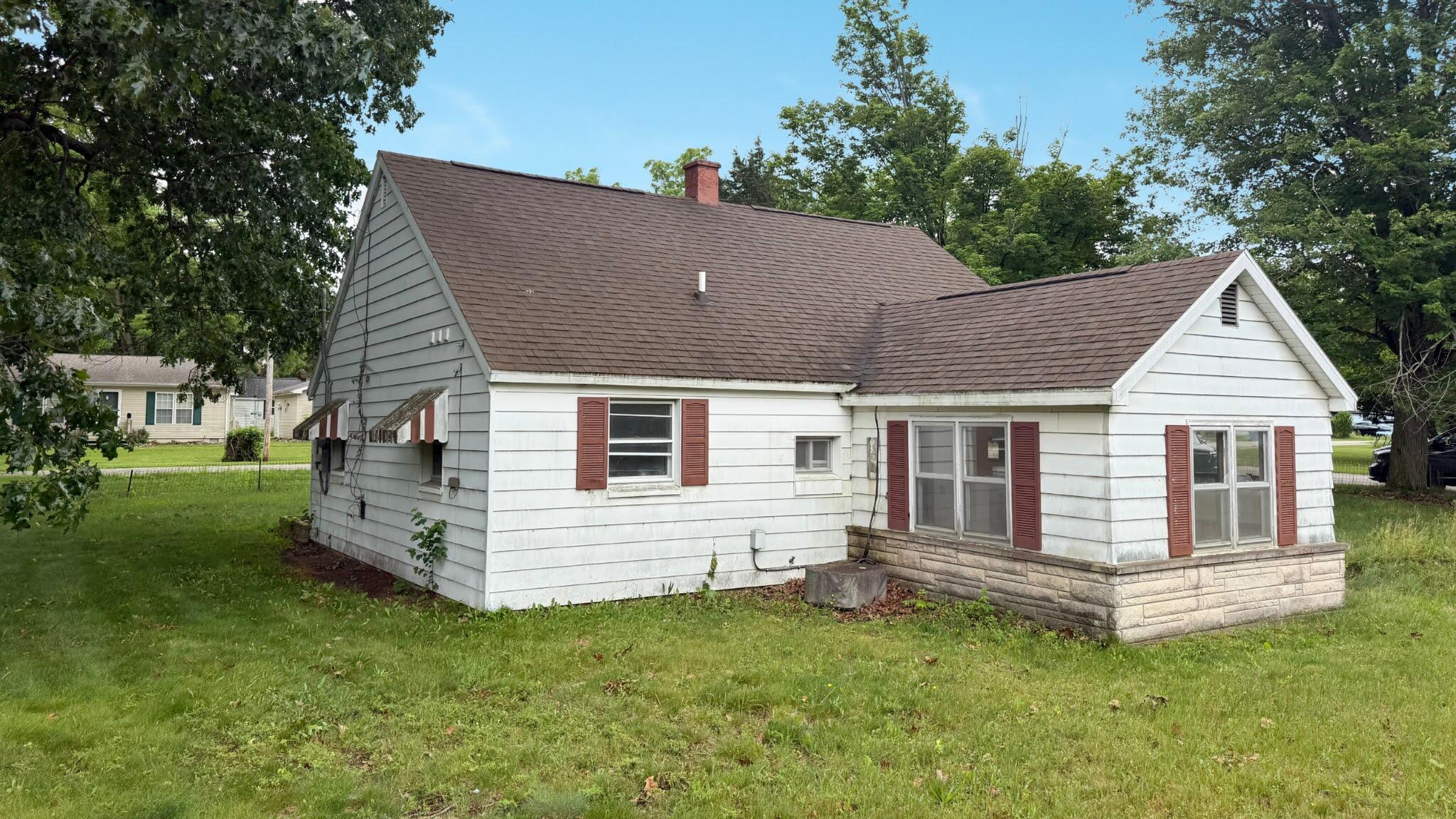 301 Mcmaster Street Dowagiac MI 49047