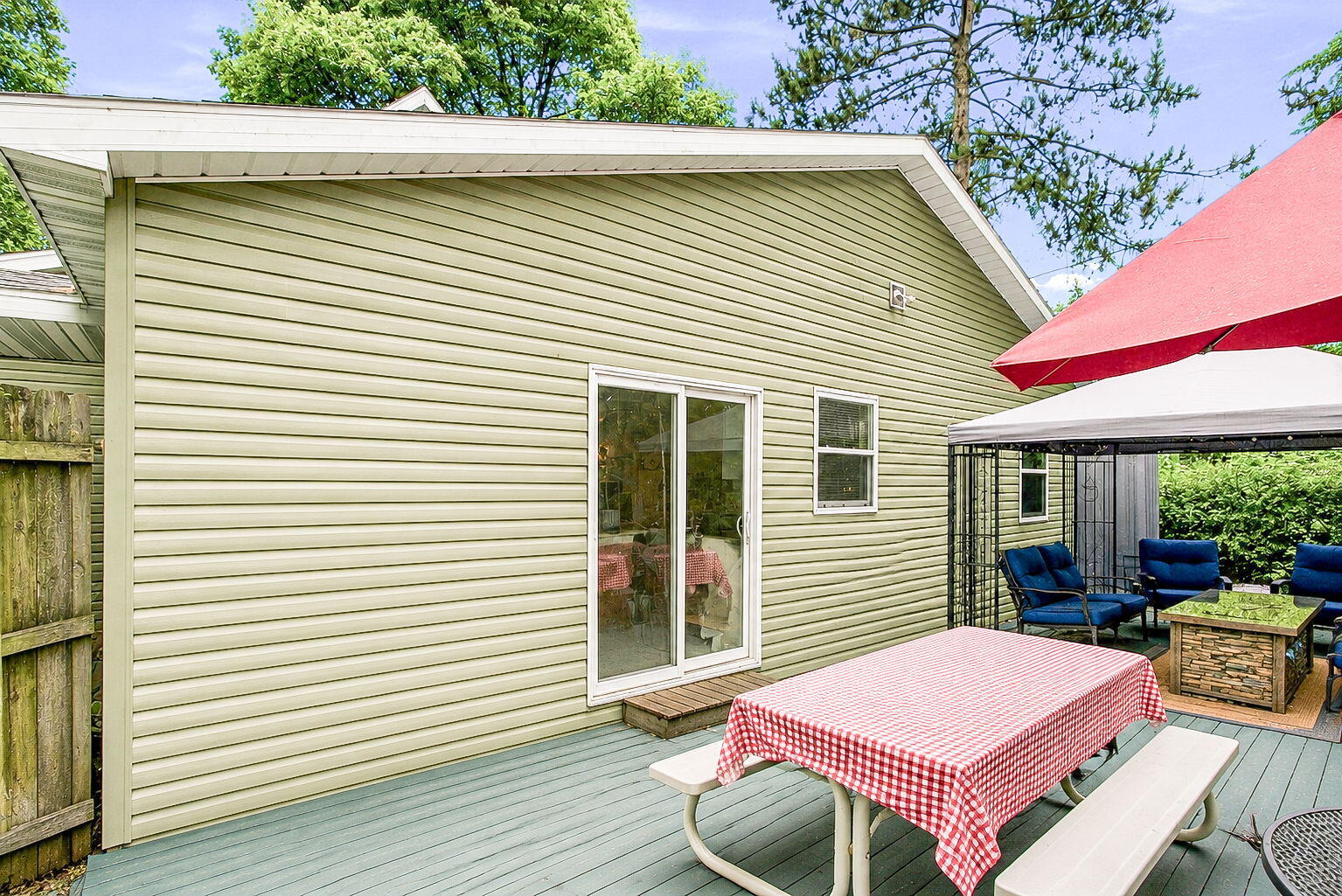 627 Francis Street South Haven MI 49090