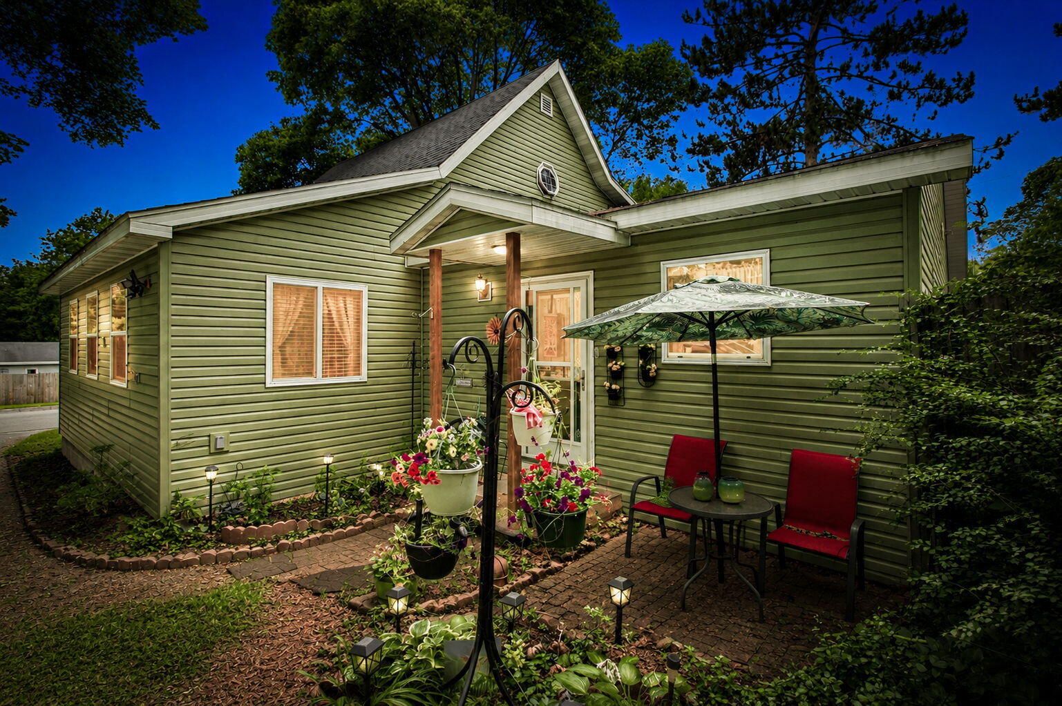 627 Francis Street South Haven MI 49090