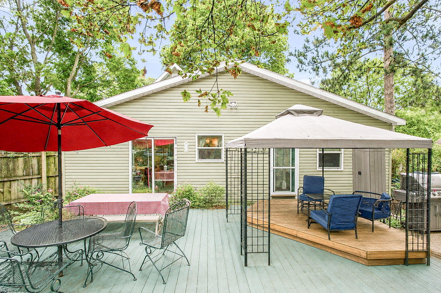 627 Francis Street South Haven MI 49090