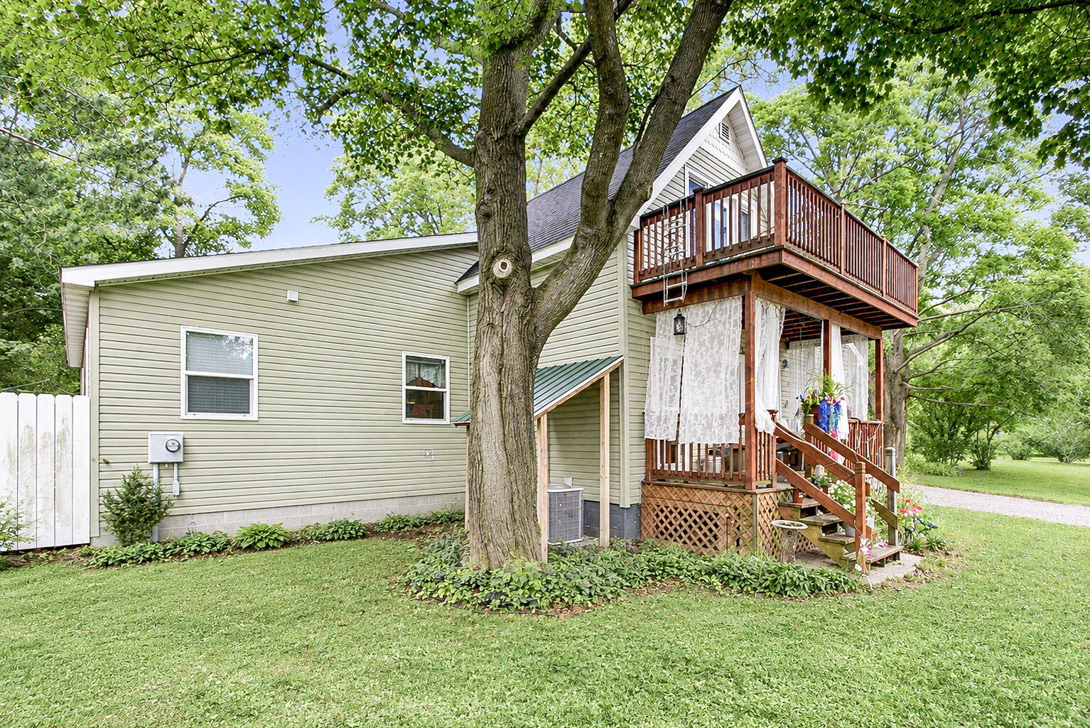 627 Francis Street South Haven MI 49090