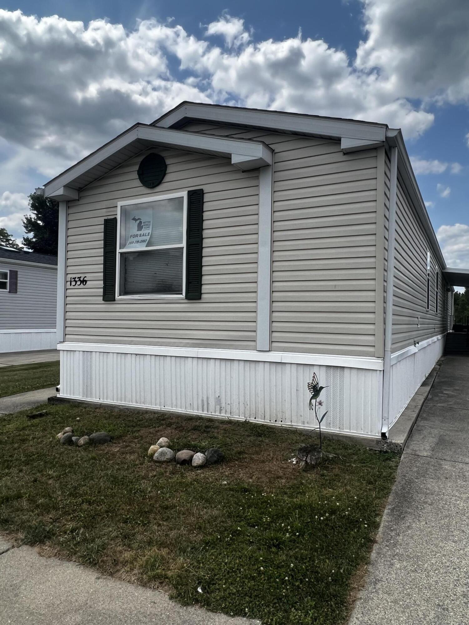 1336 John Ross Drive Kalamazoo MI 49009