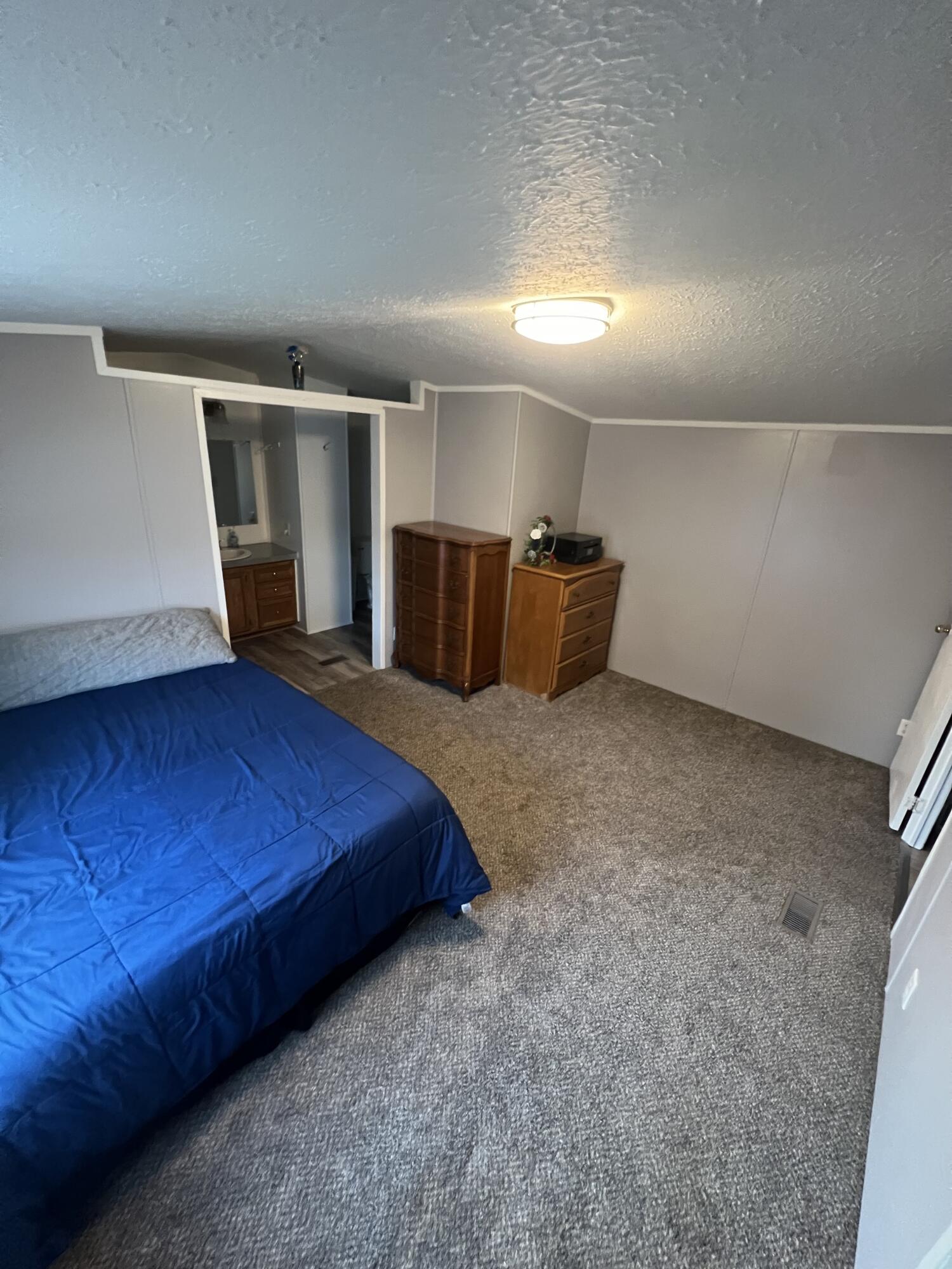 1336 John Ross Drive Kalamazoo MI 49009