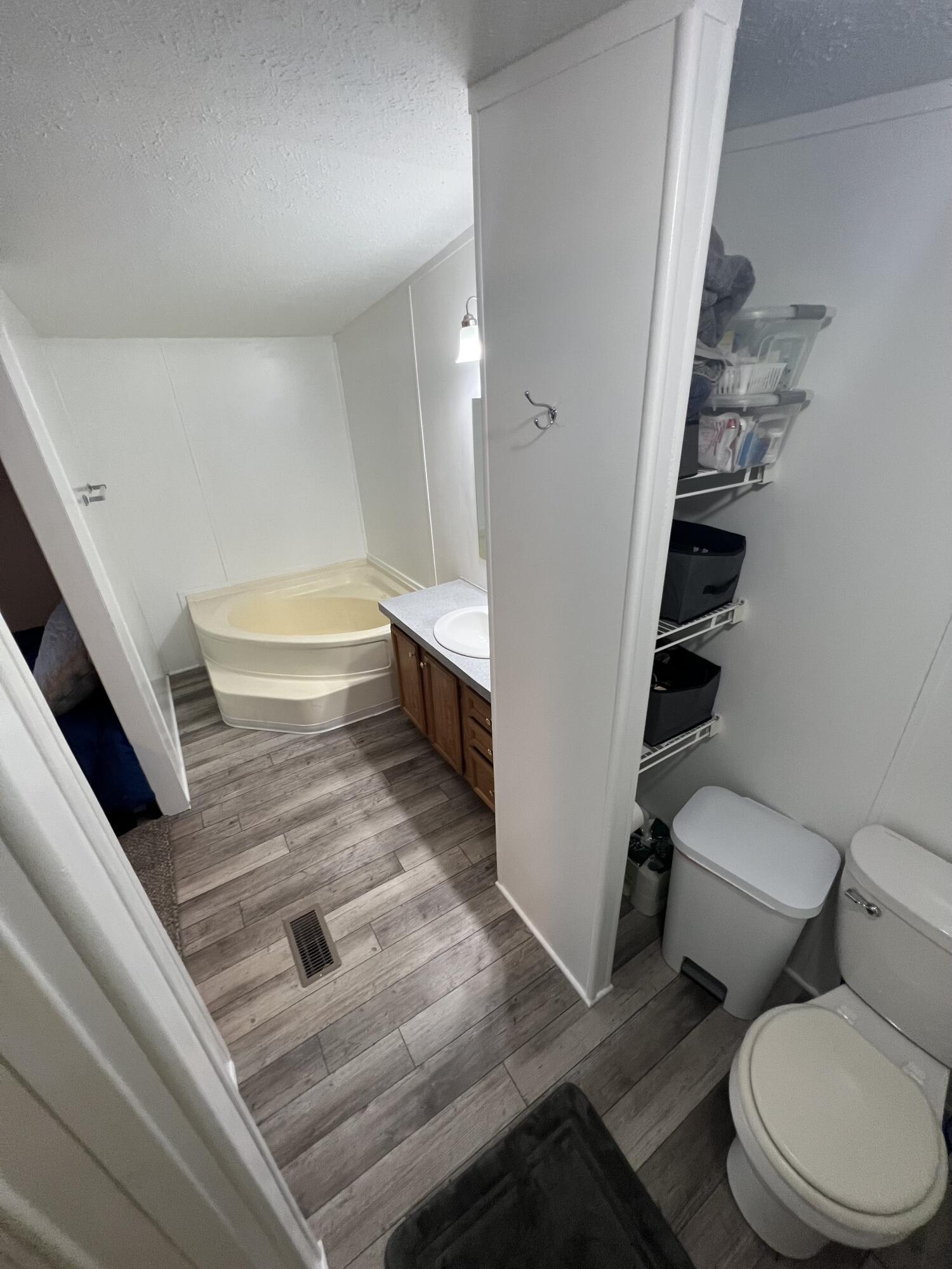 1336 John Ross Drive Kalamazoo MI 49009