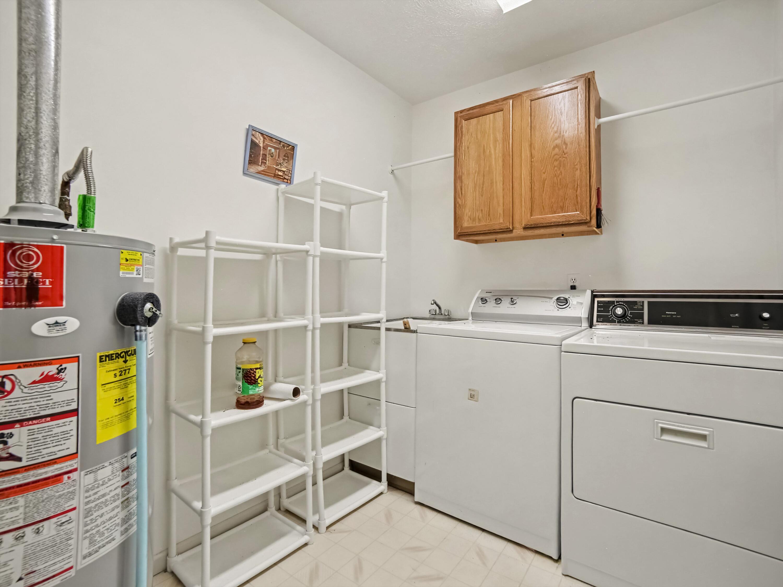 1211 Woodcrest Street Muskegon MI 49442