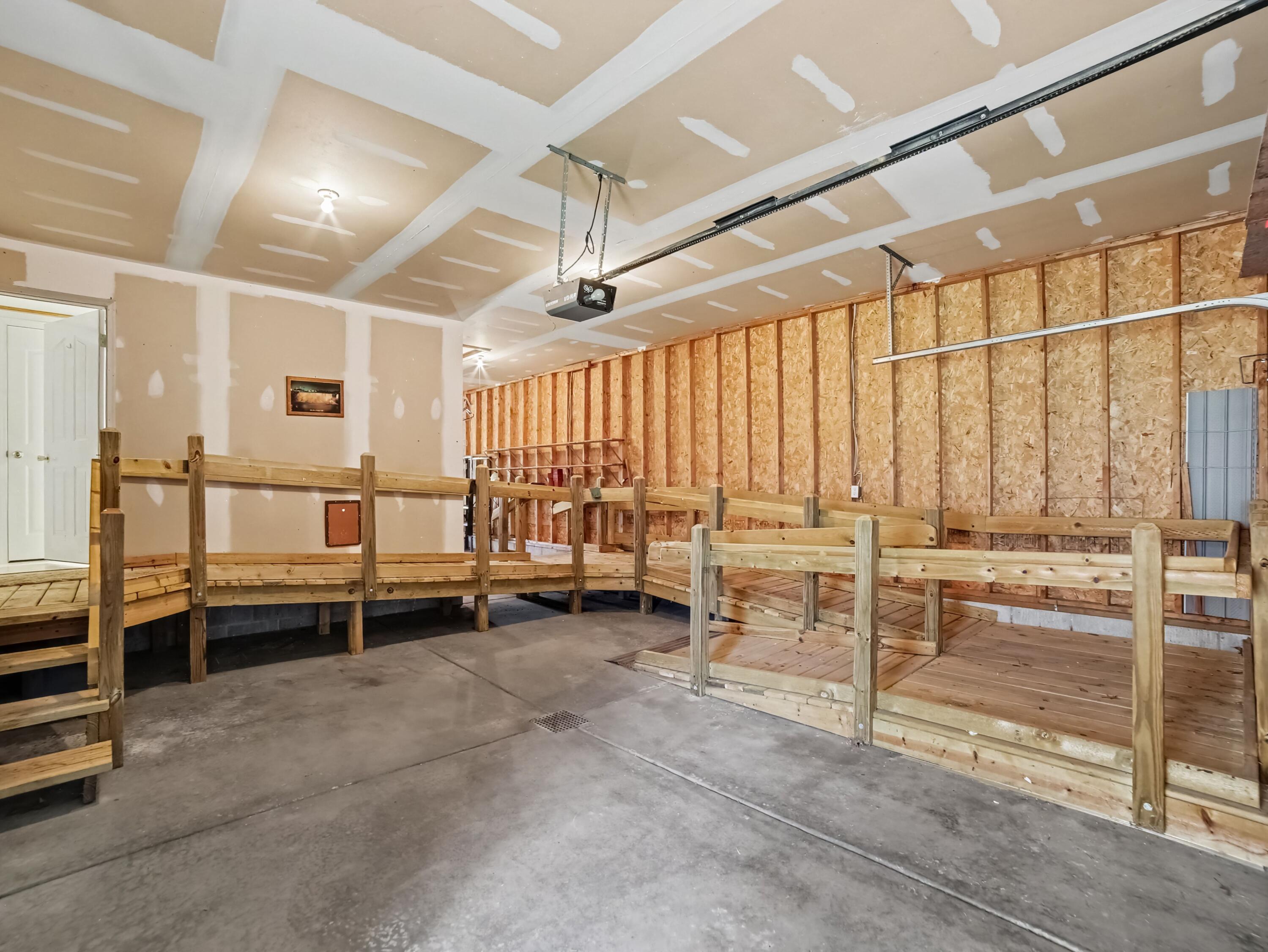 1211 Woodcrest Street Muskegon MI 49442