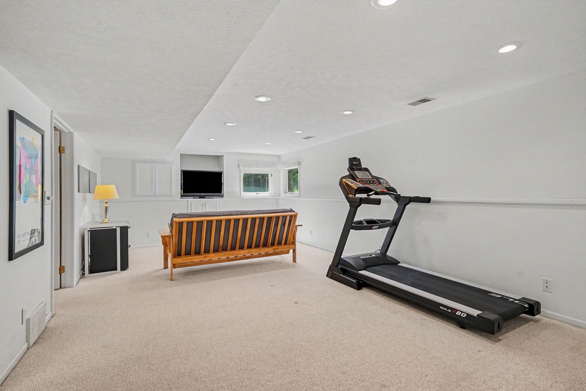 1864 Erin Isle Drive Holland MI 49424