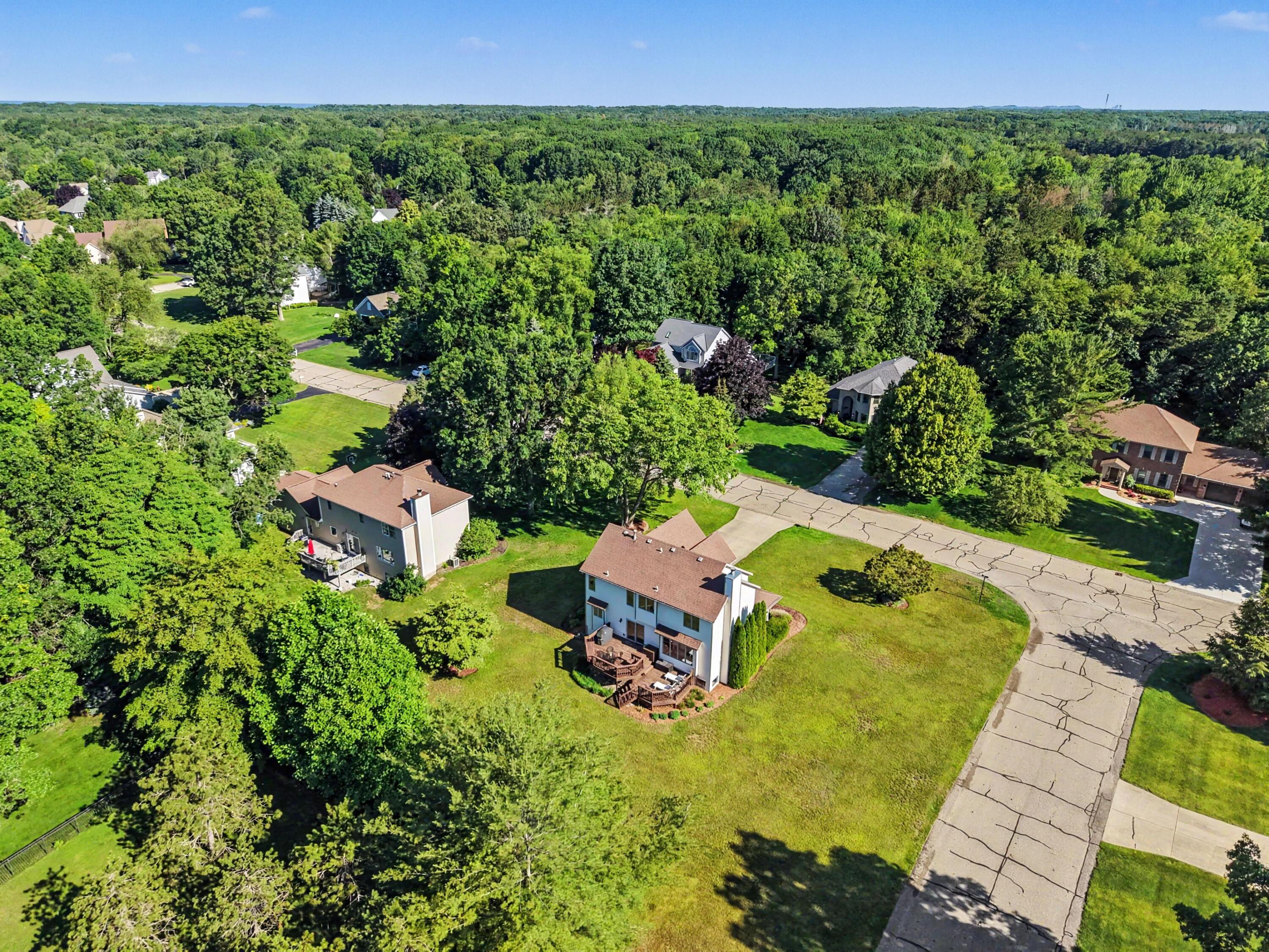 1864 Erin Isle Drive Holland MI 49424