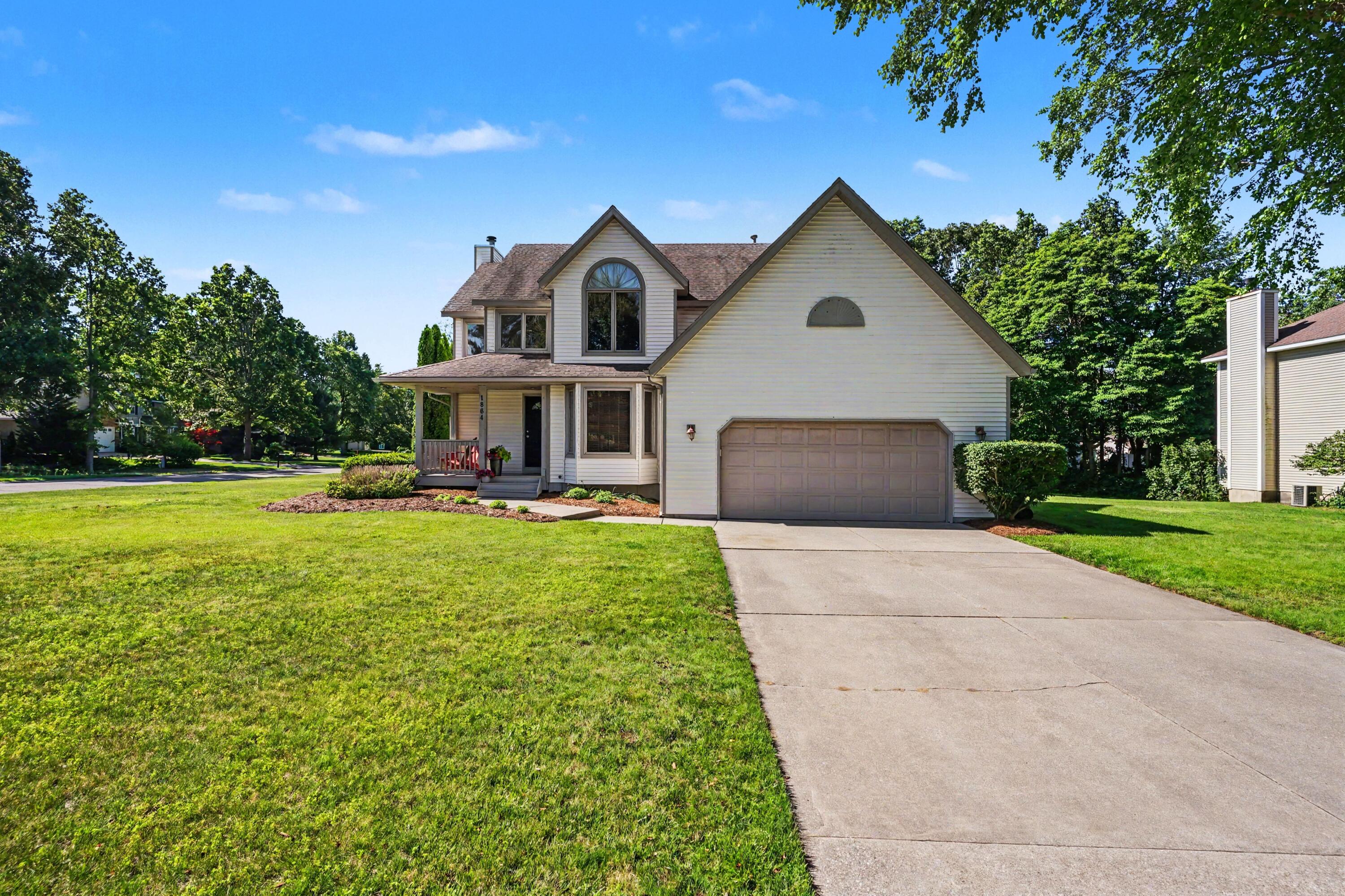 1864 Erin Isle Drive Holland MI 49424