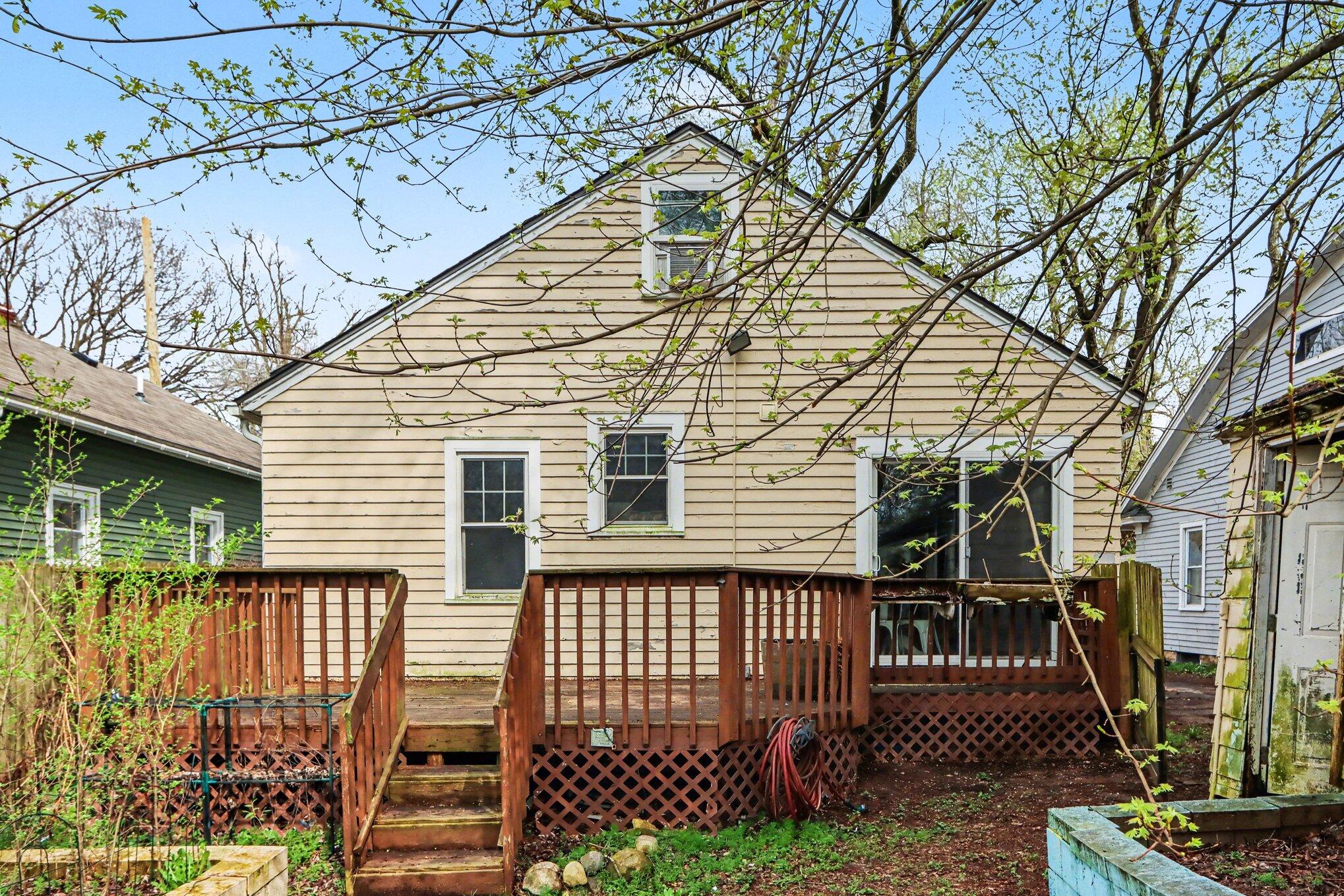 3302 Hoover Street Kalamazoo MI 49008