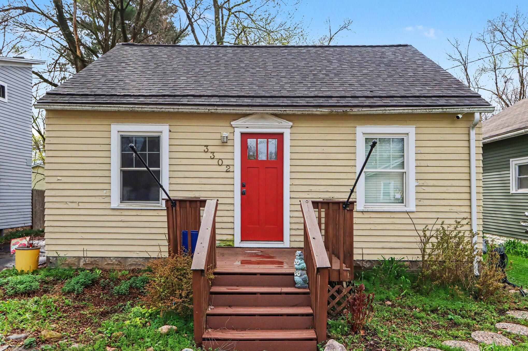 3302 Hoover Street Kalamazoo MI 49008