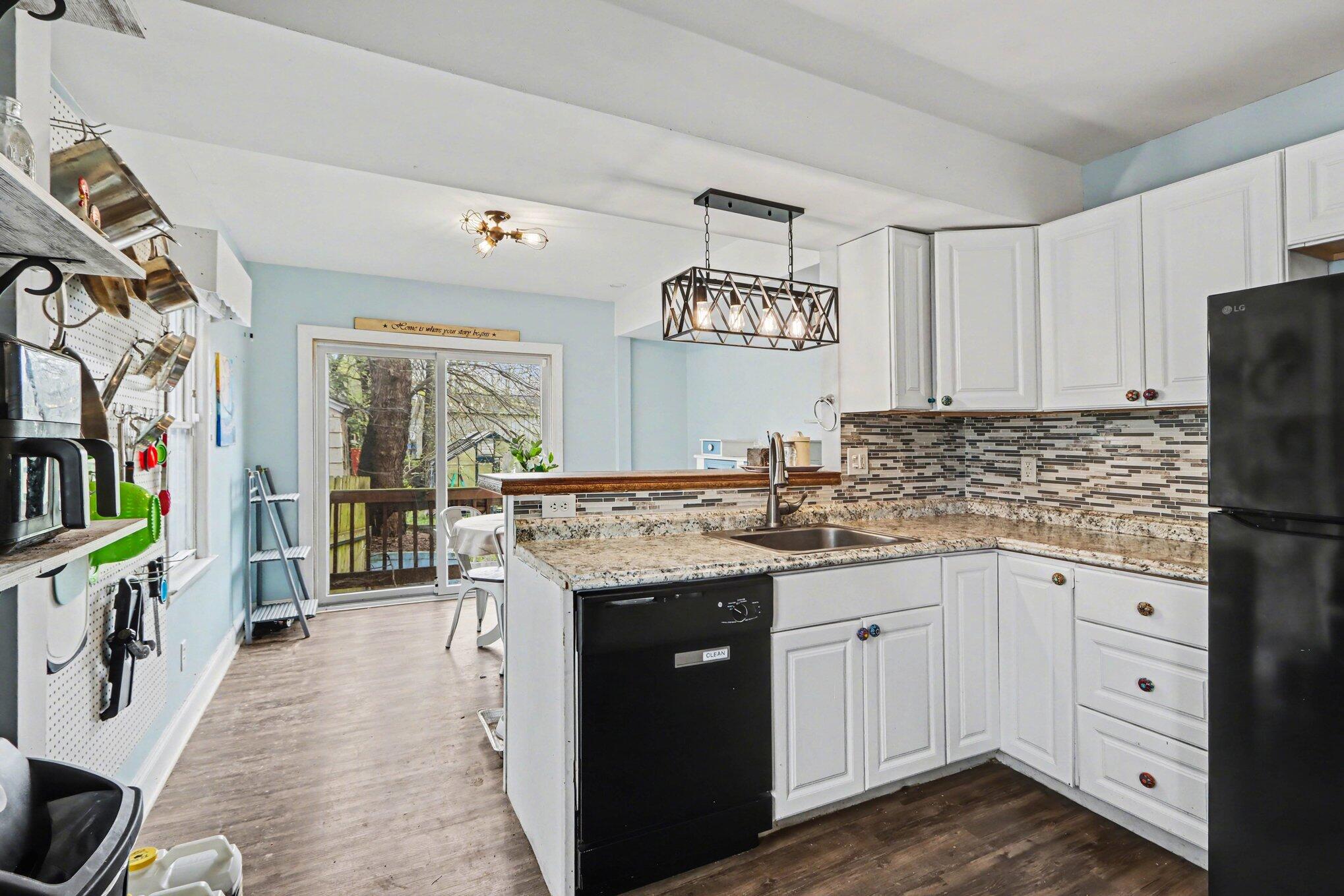 3302 Hoover Street Kalamazoo MI 49008