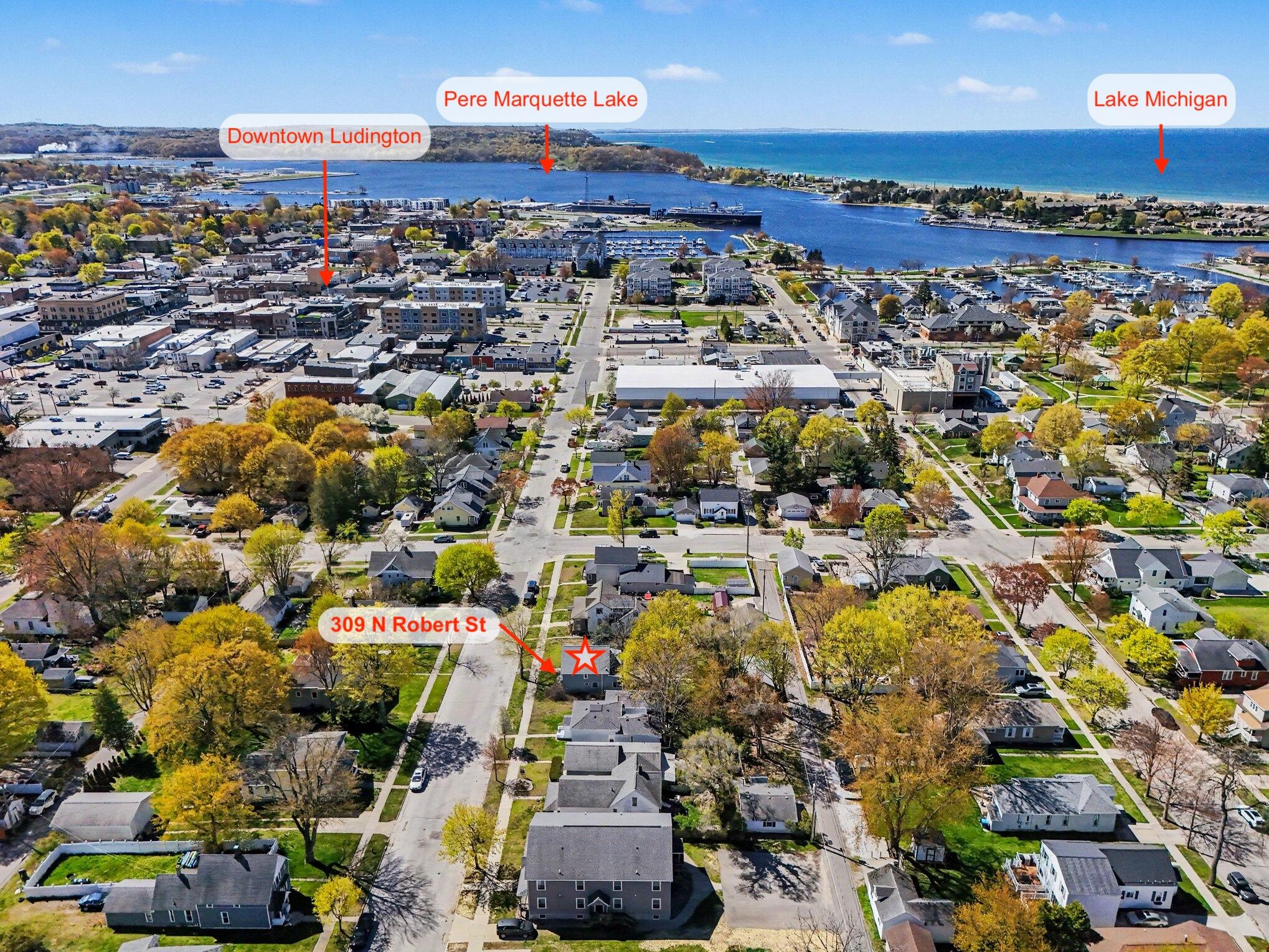 309 N Robert Street Ludington MI 49431