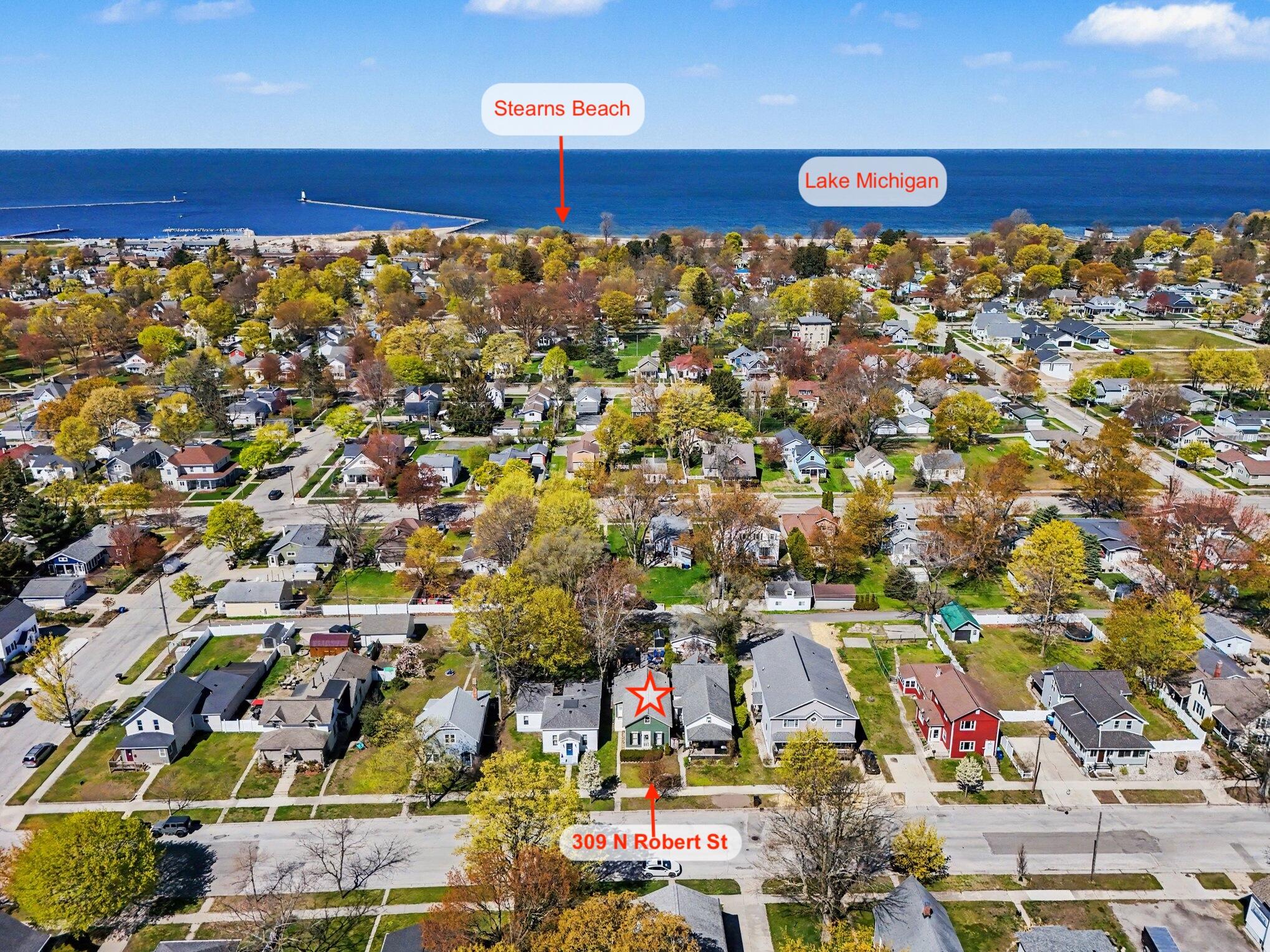 309 N Robert Street Ludington MI 49431