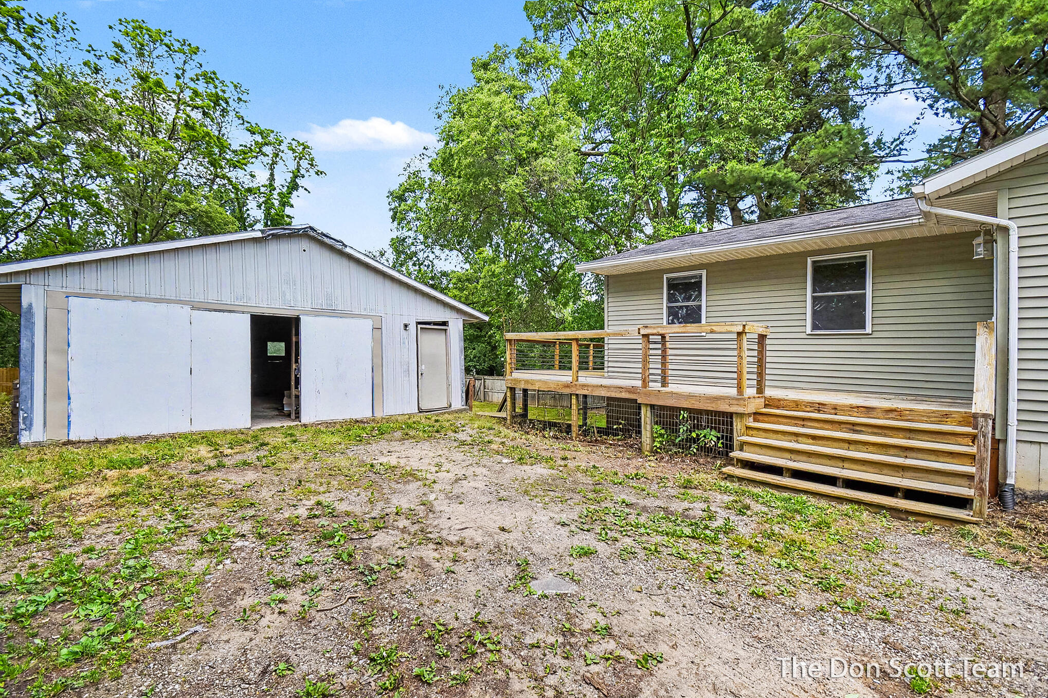 2911 5 Mile Road NE Grand Rapids MI 49525