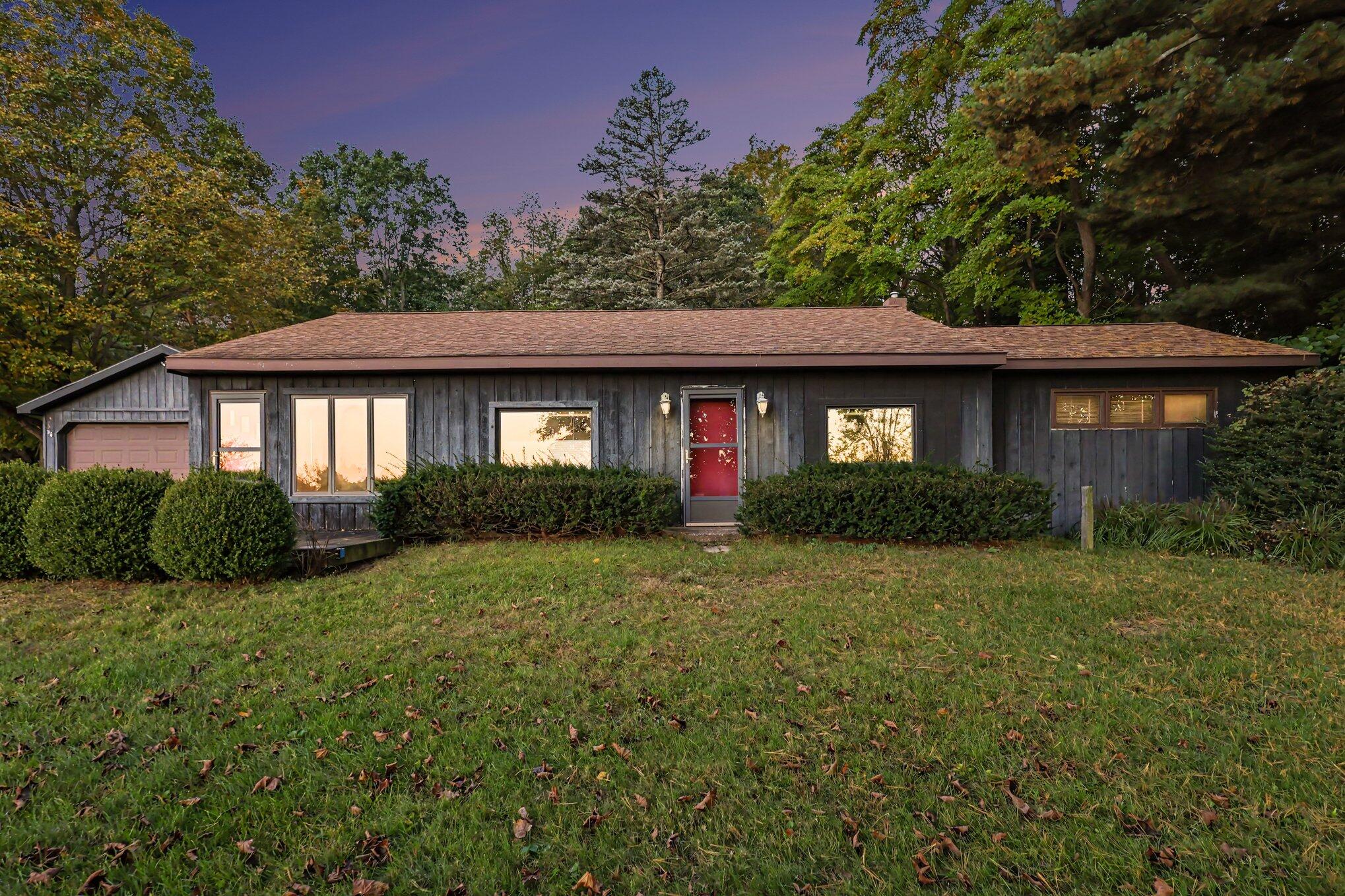 11118 County Road 689 South Haven MI 49090