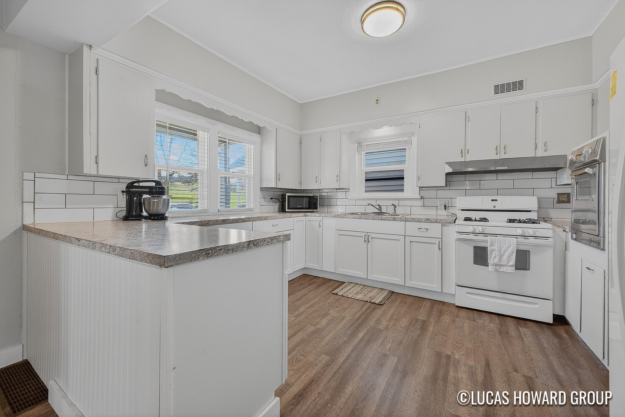 901 Second Street NW Grand Rapids MI 49504