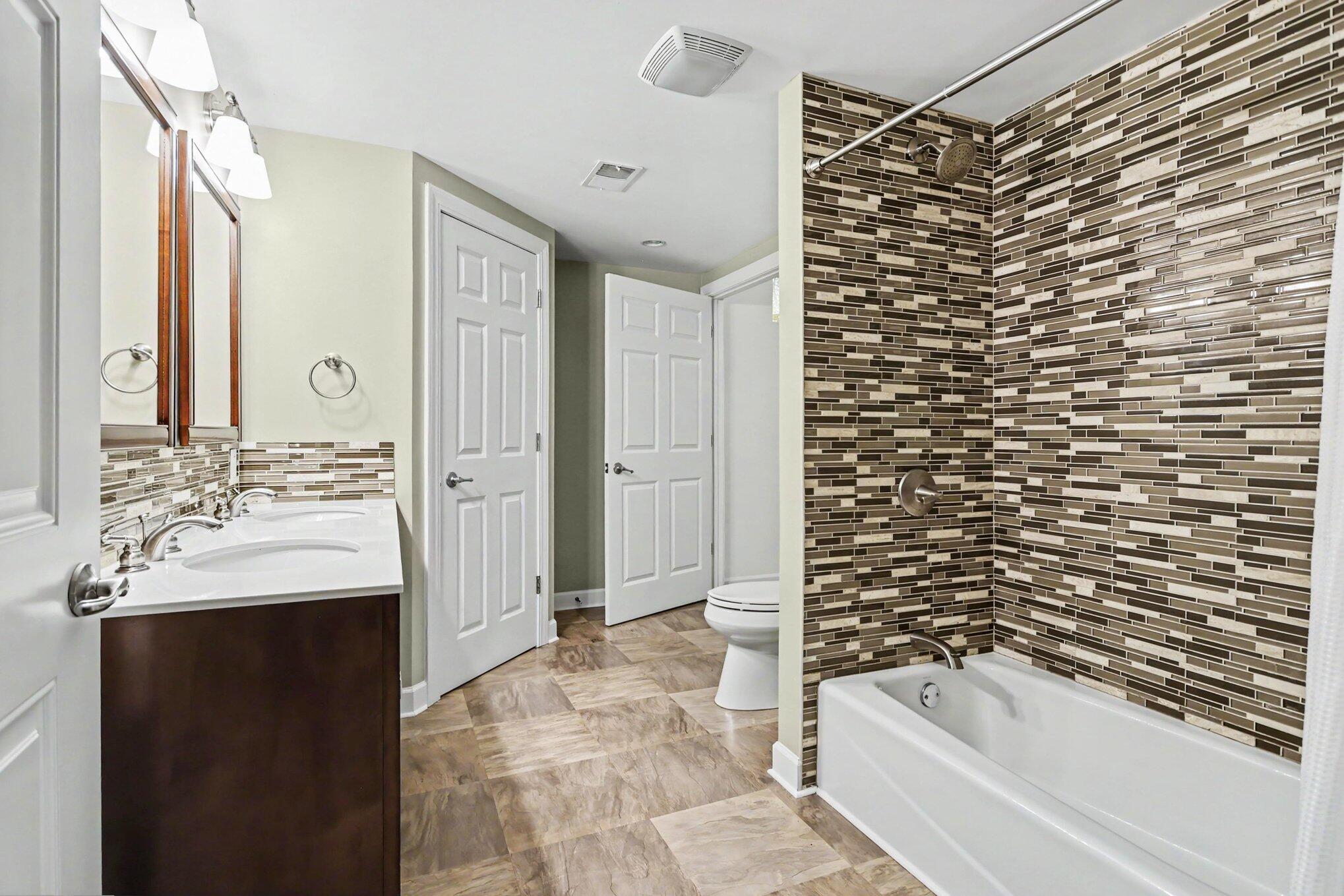 17 Longmeadow Lane Niles MI 49120