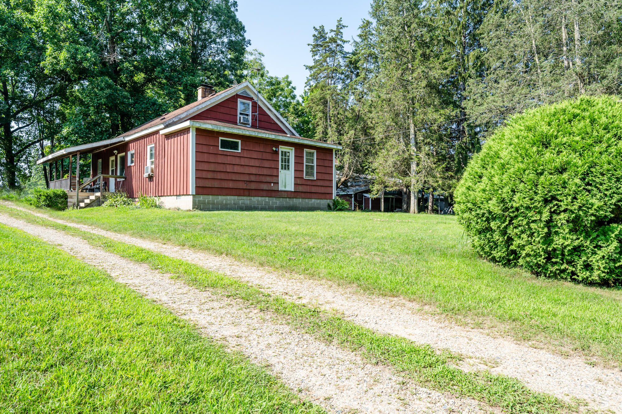7462 W Martin Road Three Oaks MI 49128